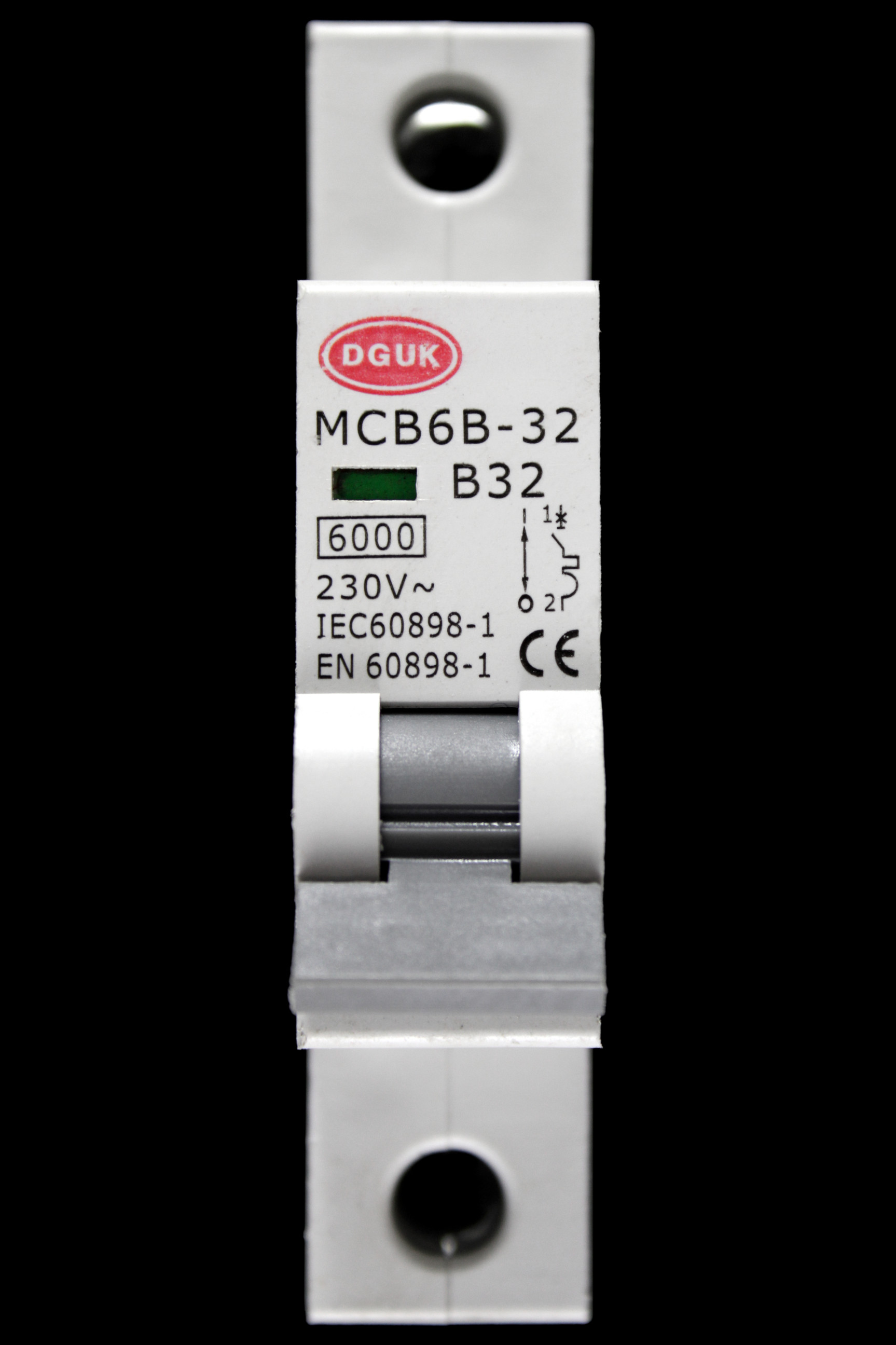 DGUK 32 AMP CURVE B 6kA MCB CIRCUIT BREAKER MCB6B-32