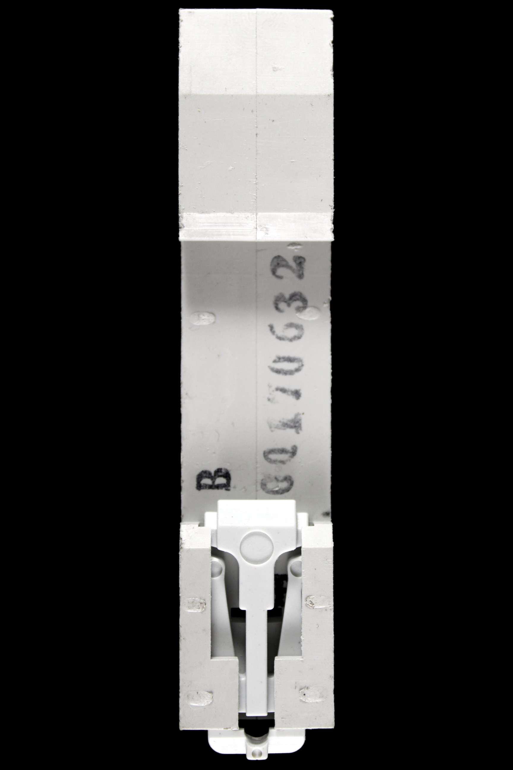 DGUK 32 AMP CURVE B 6kA MCB CIRCUIT BREAKER MCB6B-32