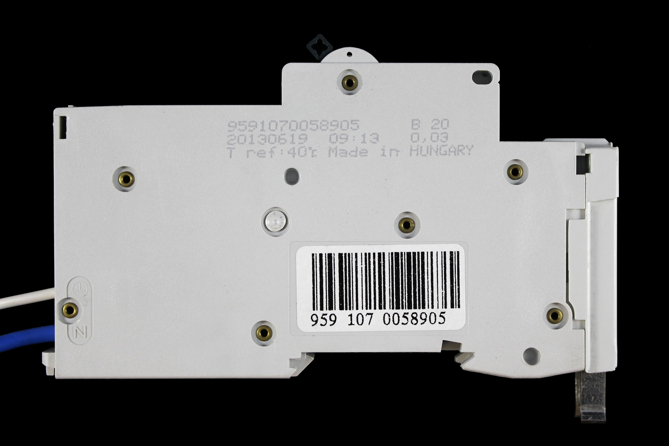 SCHNEIDER 20 AMP CURVE B 6kA 30mA RCBO TYPE AC SQOR 120B03