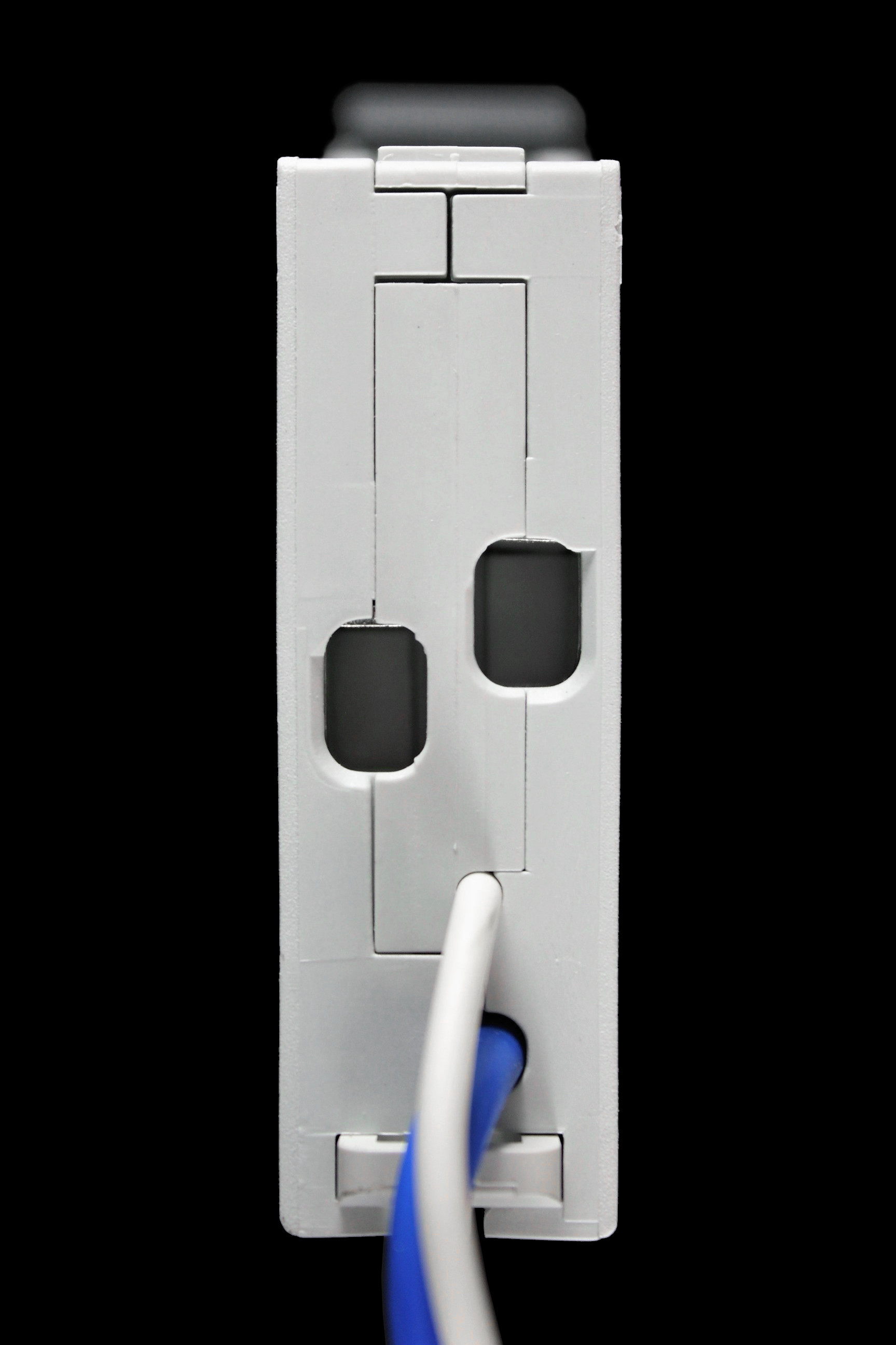 SCHNEIDER 20 AMP CURVE B 6kA 30mA RCBO TYPE AC SQOR 120B03