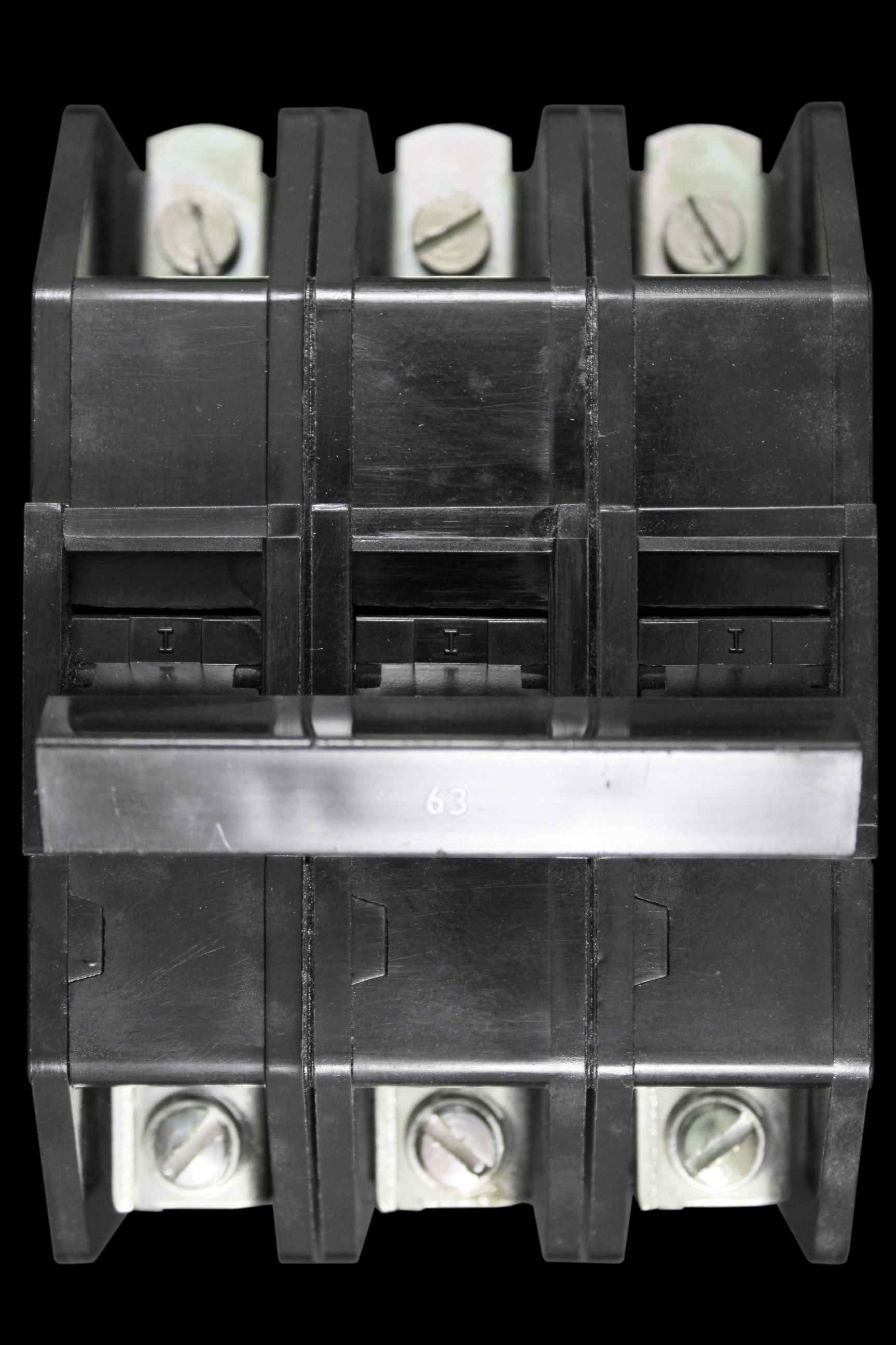 DORMAN 63 AMP TYPE 3 M4.5 TRIPLE POLE MCB CIRCUIT BREAKER SERIES 15