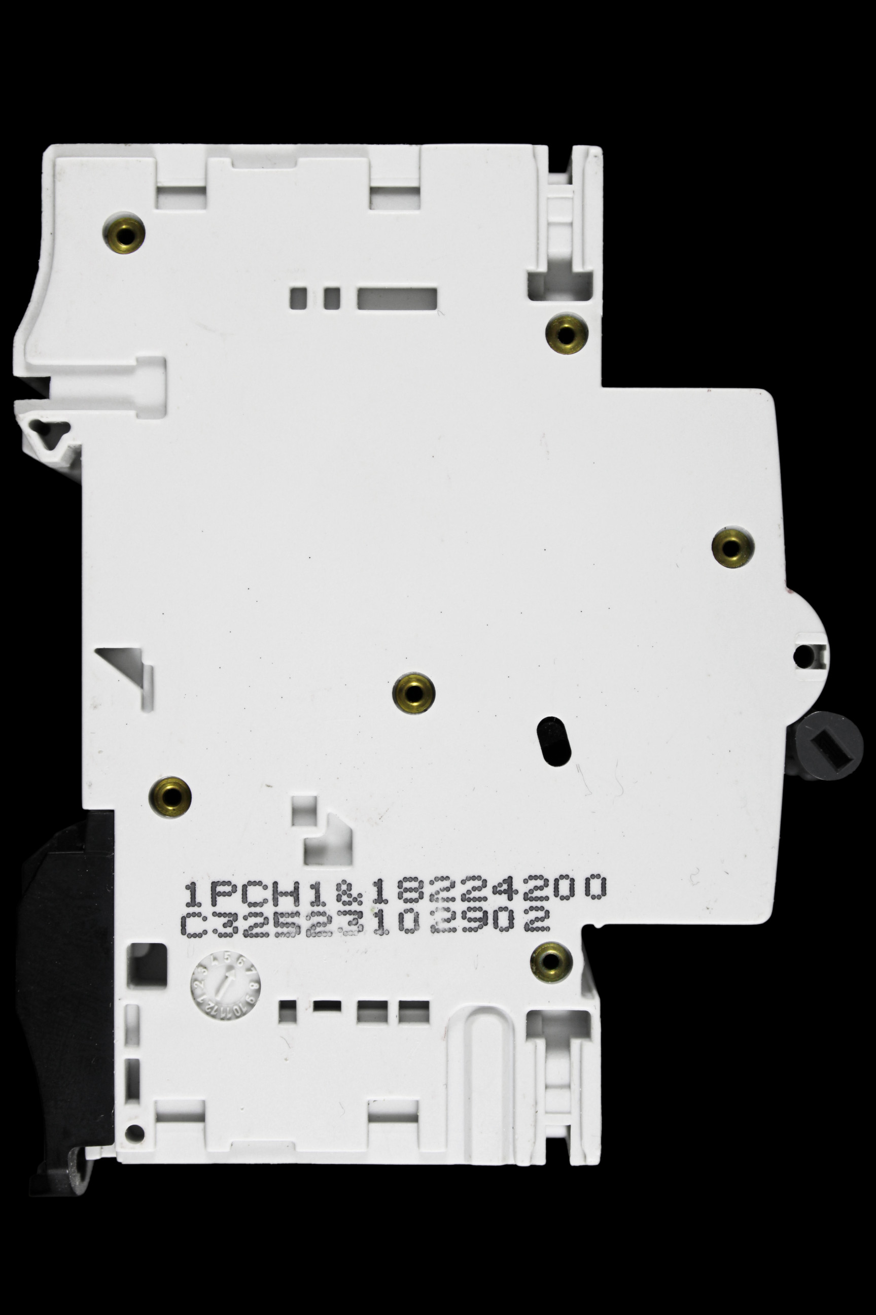 DORMAN 32 AMP CURVE C 10kA TRIPLE POLE MCB CIRCUIT BREAKER AT32C BC