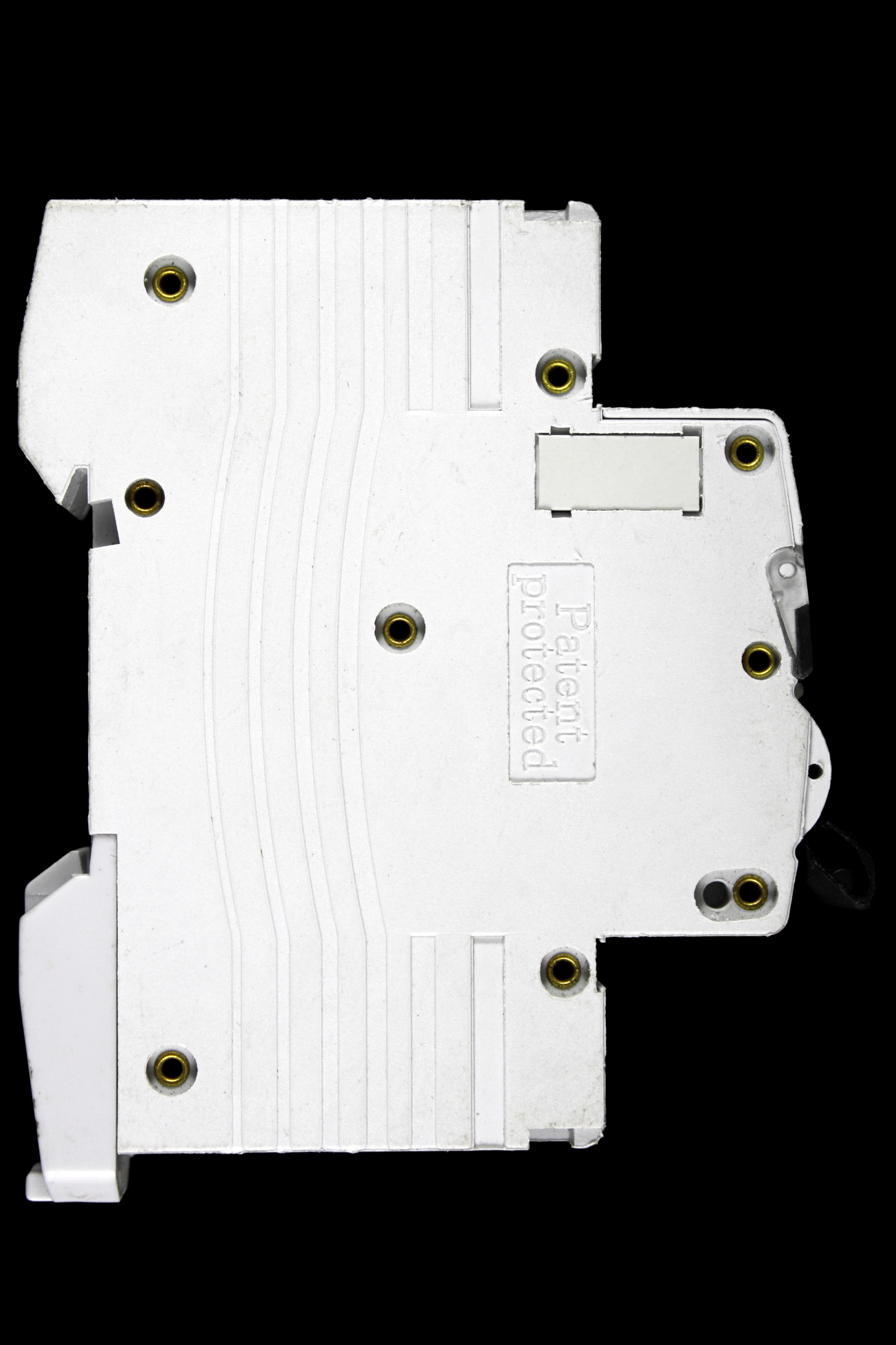 ECD 32 AMP CURVE B 10kA MCB CIRCUIT BREAKER ECD1M-1PB32