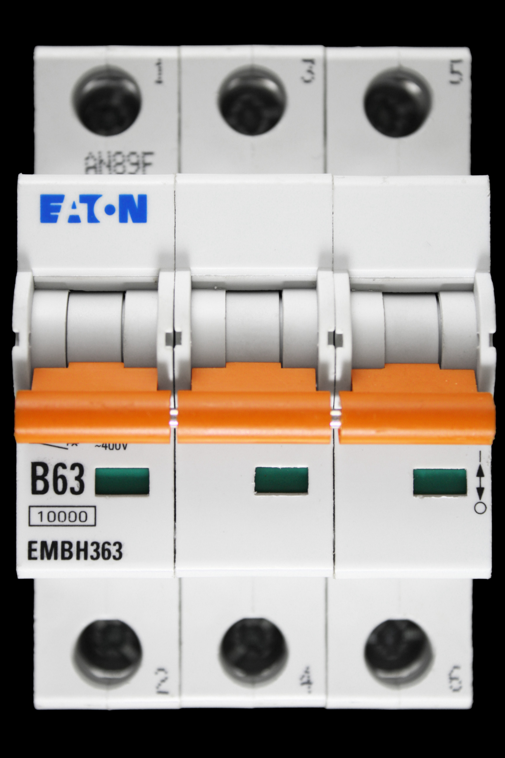 EATON 63 AMP CURVE B 10kA TRIPLE POLE MCB CIRCUIT BREAKER EMBH363