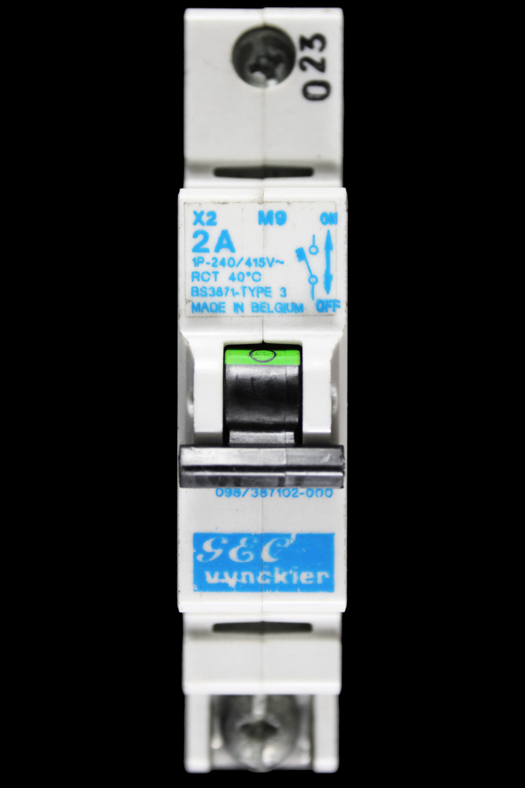 GEC VYNCKIER 2 AMP TYPE 3 M9 MCB CIRCUIT BREAKER X2