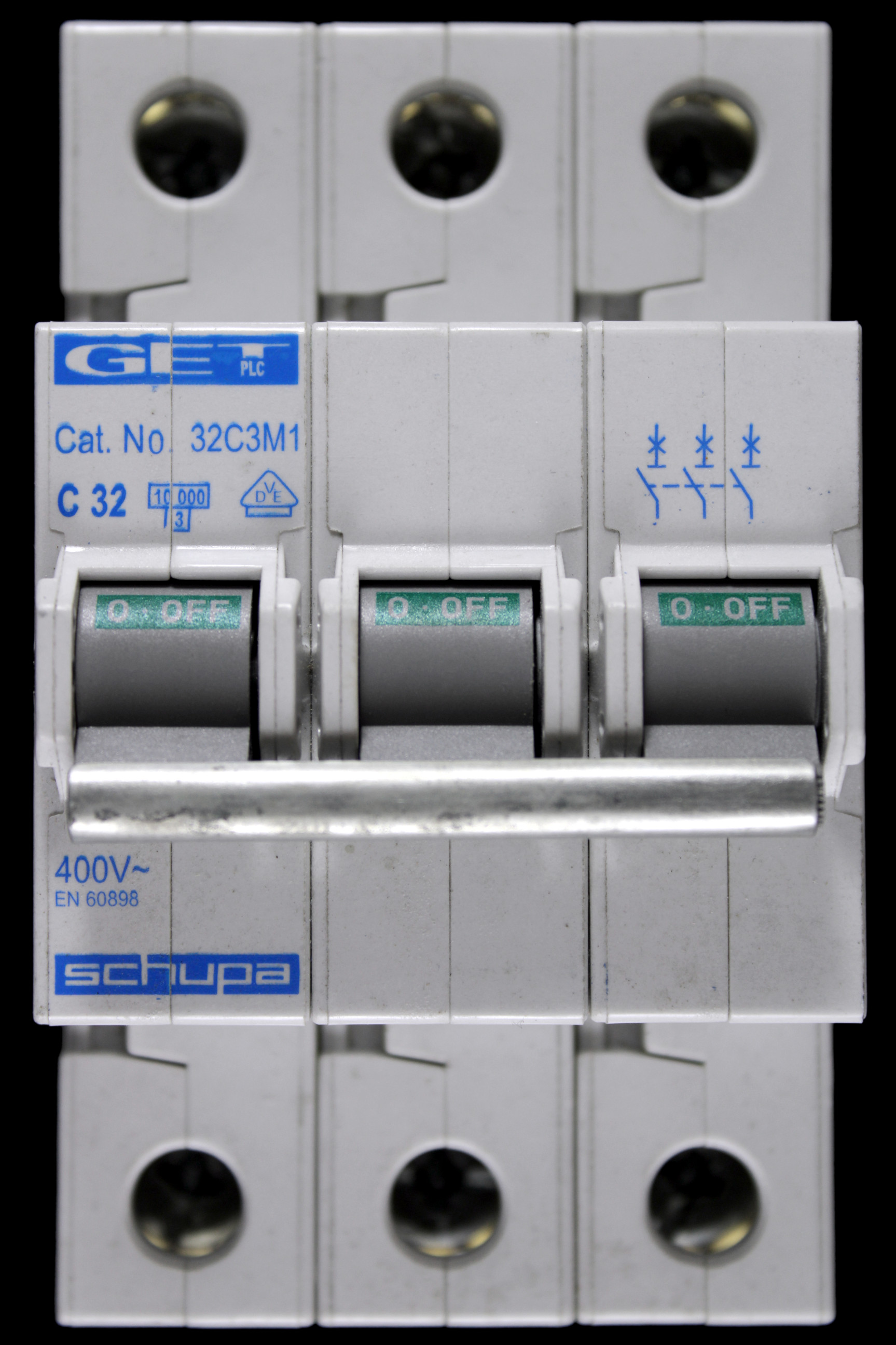 GET C 32 MCB TRIPLE POLE 10kA CIRCUIT BREAKER 32C3M1 SCHUPA