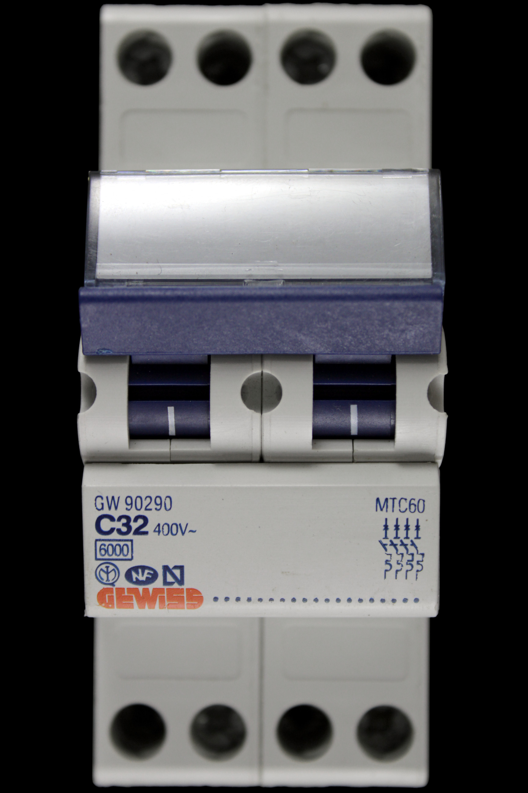 GEWISS 32 AMP CURVE C 6kA FOUR POLE MCB CIRCUIT BREAKER GW90290 MTC60