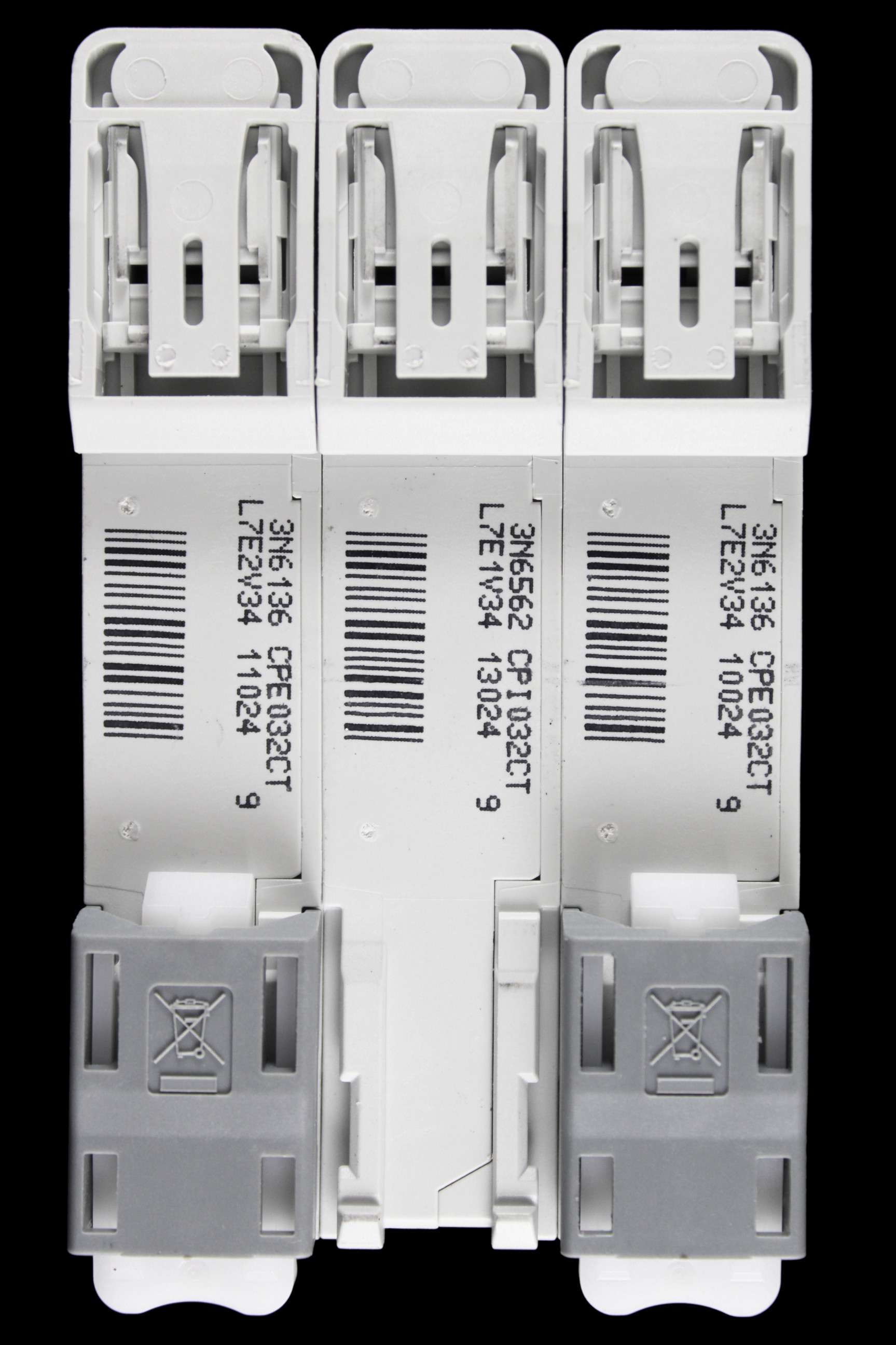 HAGER 32 AMP CURVE C 10kA TRIPLE POLE MCB CIRCUIT BREAKER 461585 NCN332A