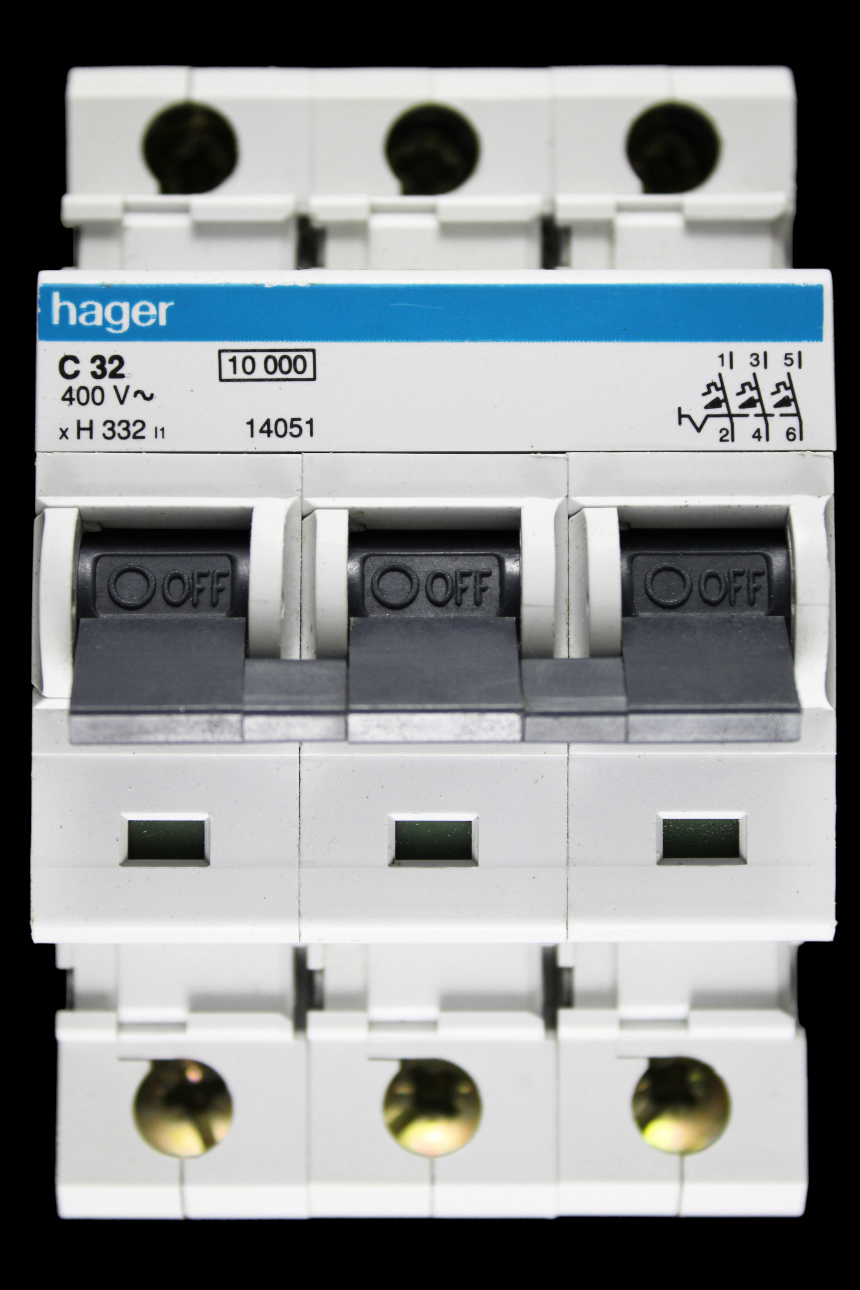 HAGER 32 AMP CURVE C 10kA TRIPLE POLE MCB CIRCUIT BREAKER H332 I1 14051