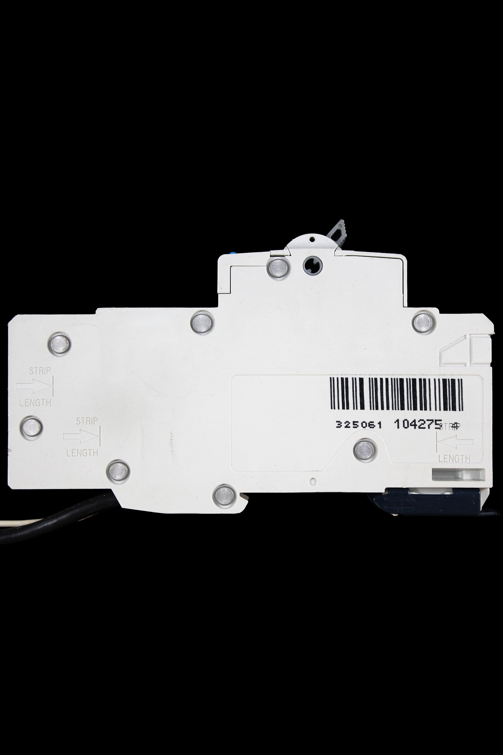 HAGER 32 AMP CURVE B 6kA 30mA RCBO TYPE AC 104275 AD110