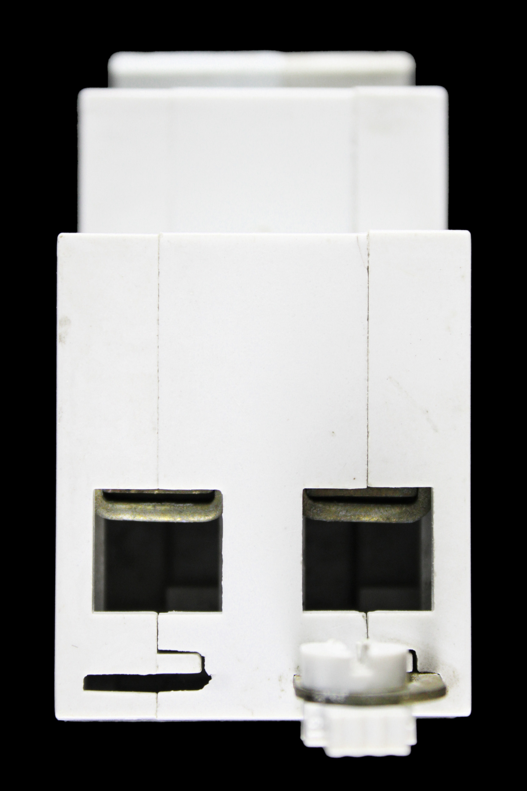 LEGRAND 100 AMP DOUBLE POLE MAIN SWITCH DISCONNECTOR 03192