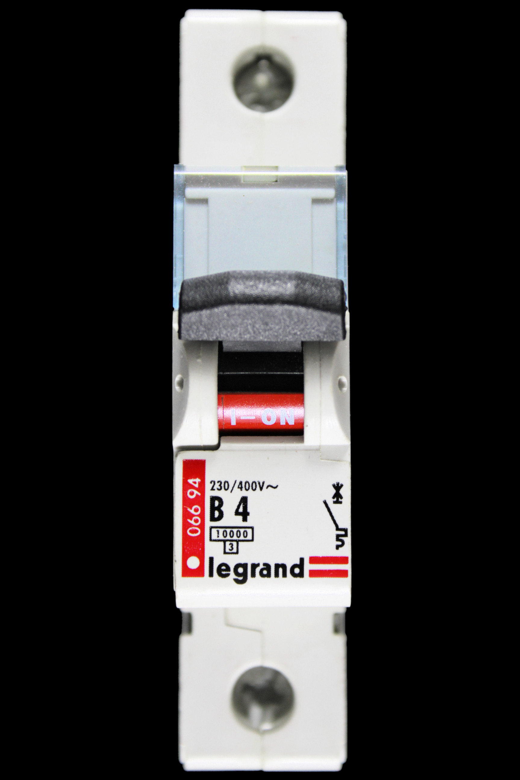 LEGRAND 4 AMP CURVE B 10kA MCB CIRCUIT BREAKER 066 94