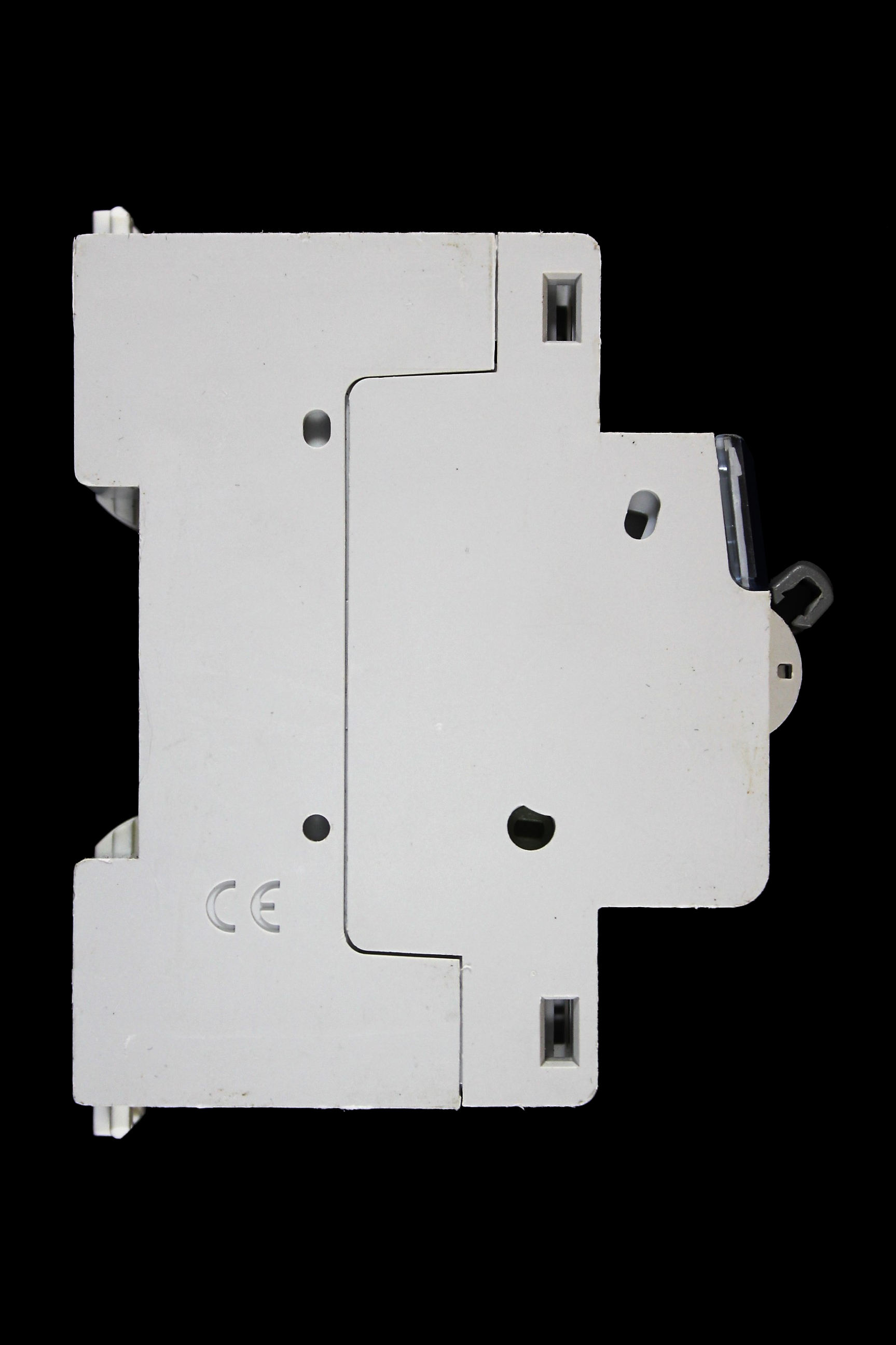 LEGRAND 40 AMP 30mA DOUBLE POLE RCD TYPE AC 086 29 08629