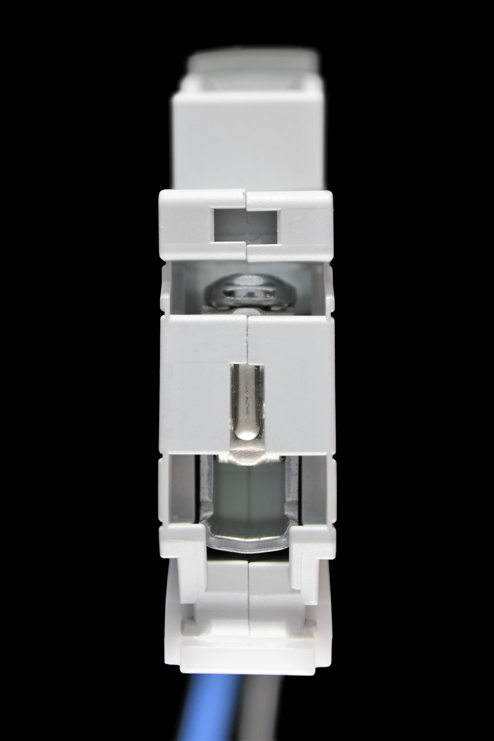 LEGRAND 6 AMP CURVE B 10kA 30mA RCBO TYPE AC 6064 16 DX3