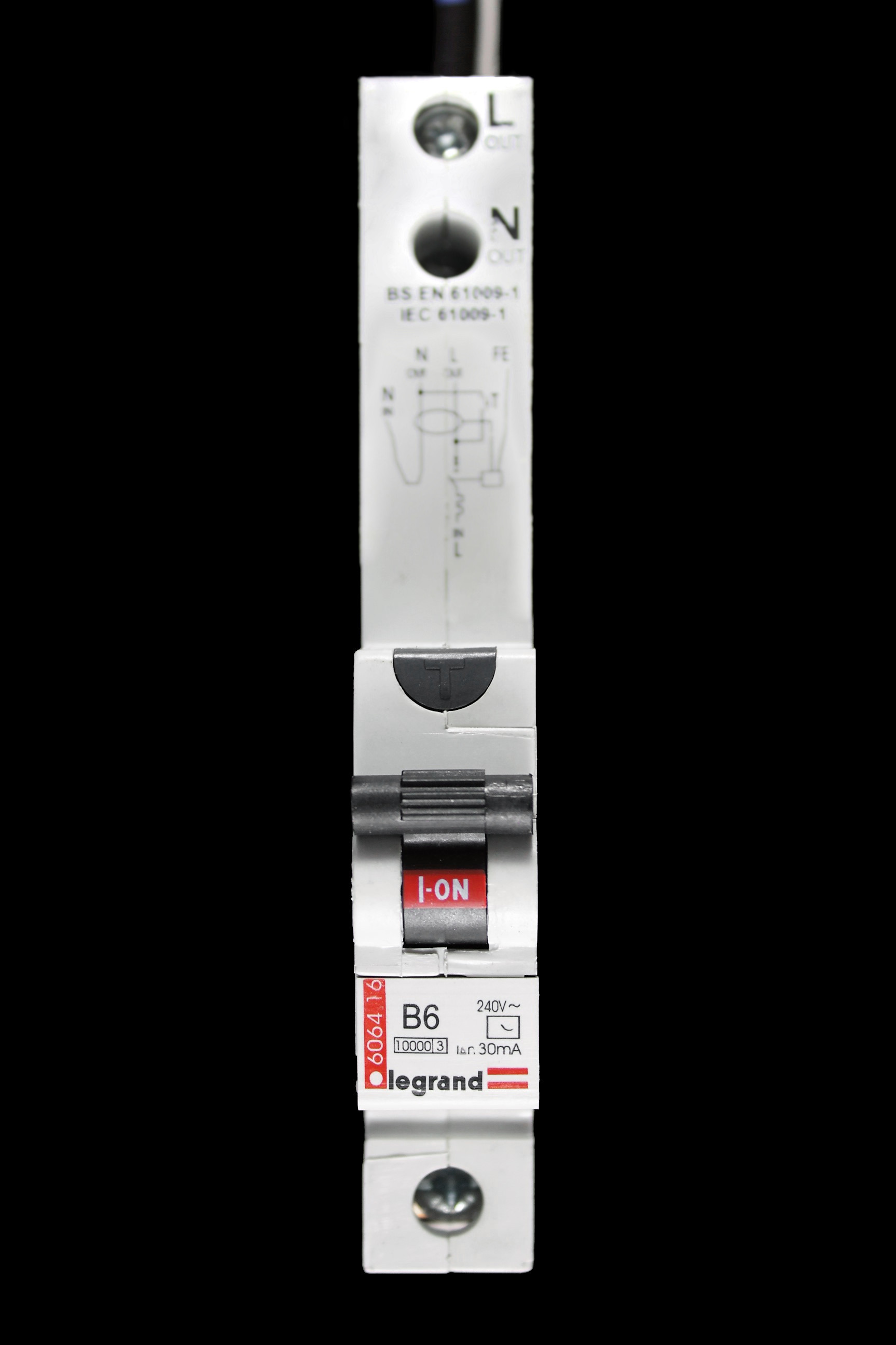 LEGRAND 6 AMP CURVE B 10kA 30mA RCBO TYPE AC 6064 16 LEXIC