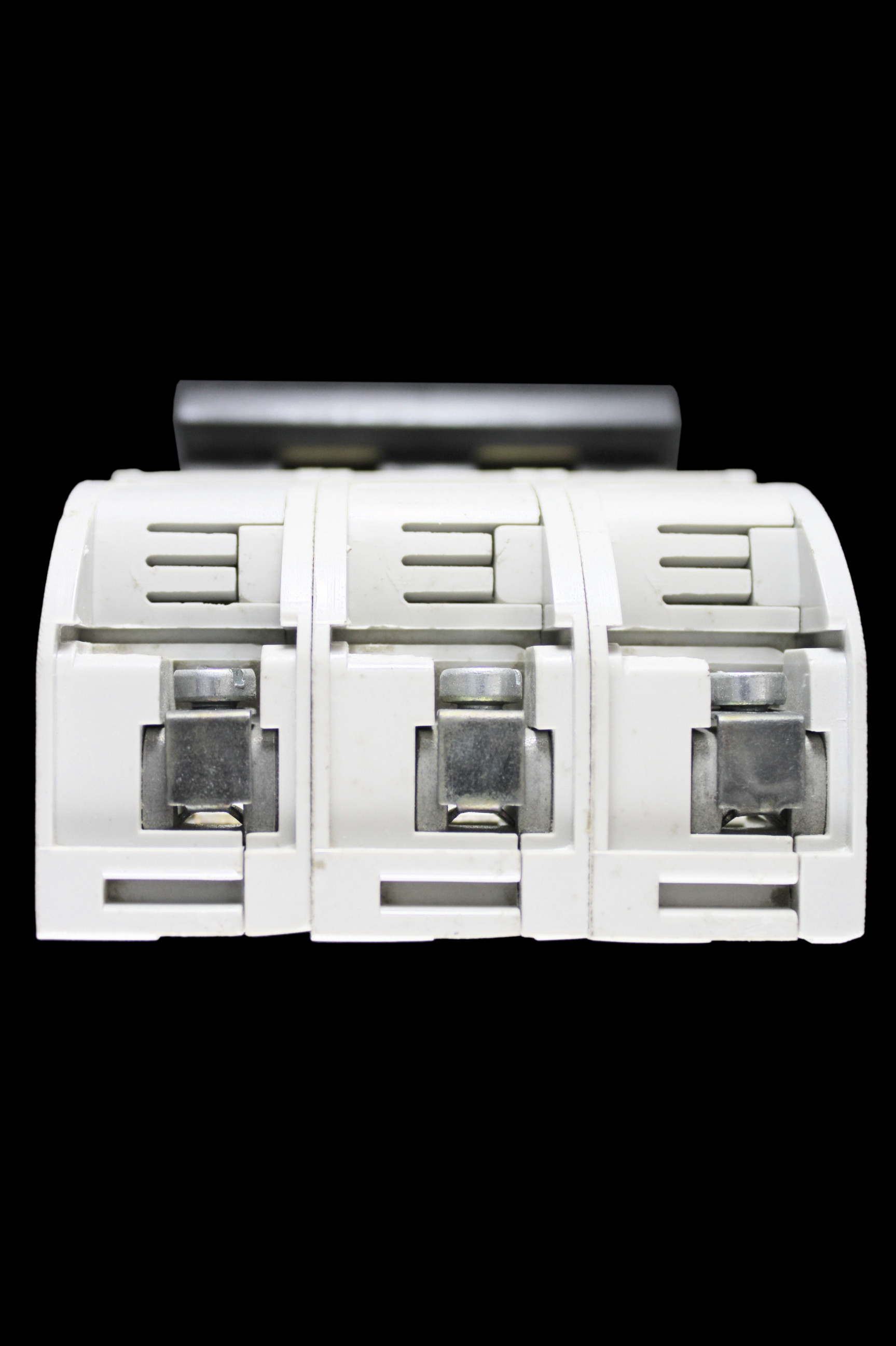 LUPUS 10 AMP TRIPLE POLE MCB CIRCUIT BREAKER MIDGET WHITE