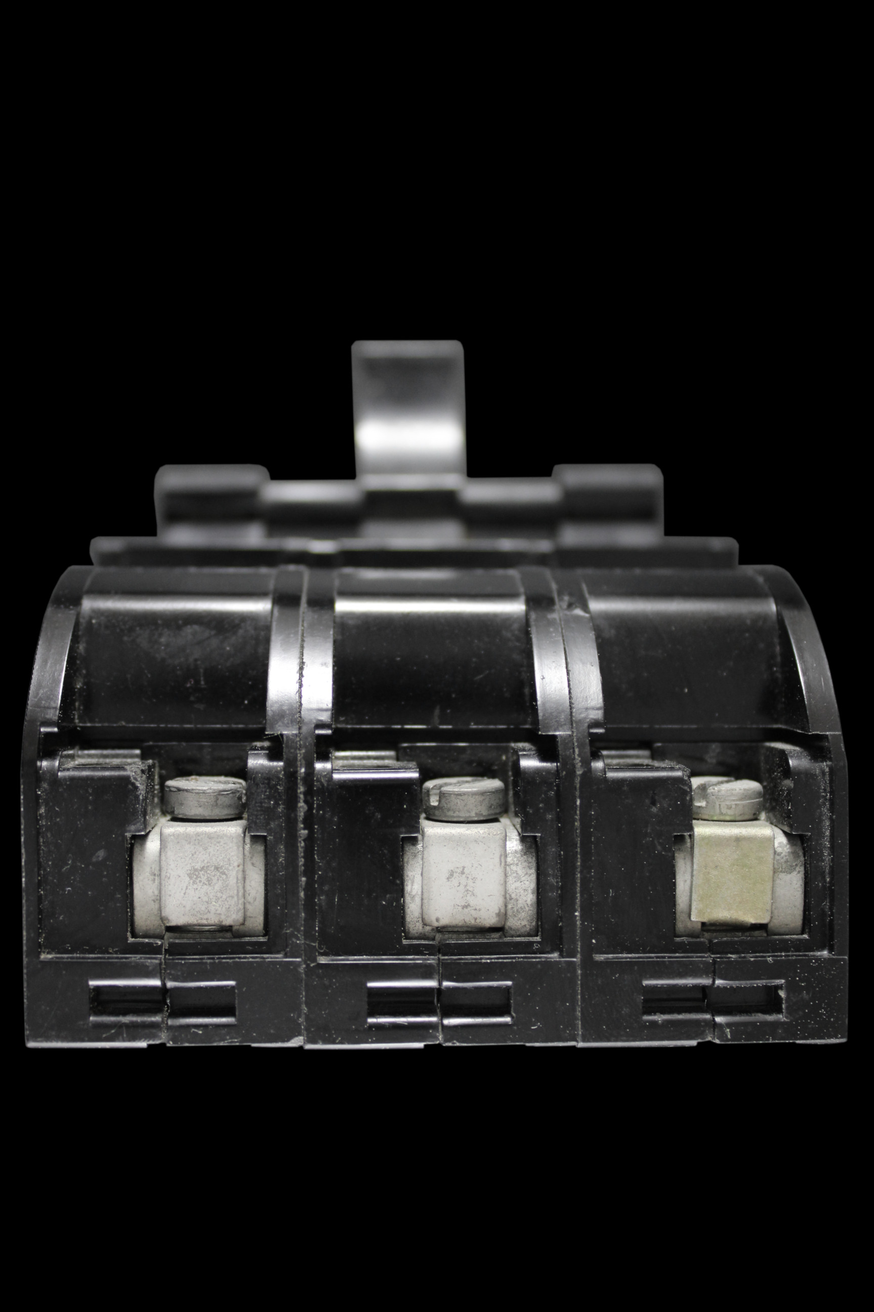 LUPUS 10 AMP TRIPLE POLE MCB CIRCUIT BREAKER MIDGET