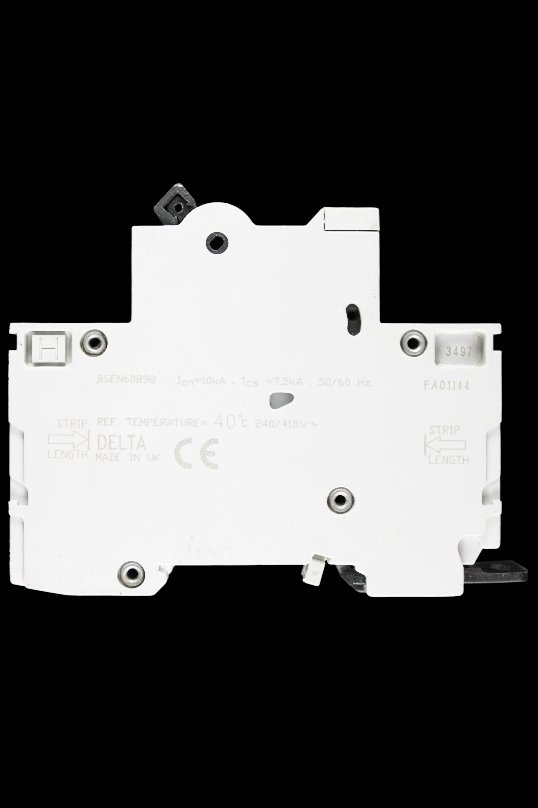 MEM EATON 40 AMP CURVE C 10kA FOUR POLE MCB CIRCUIT BREAKER MCH440