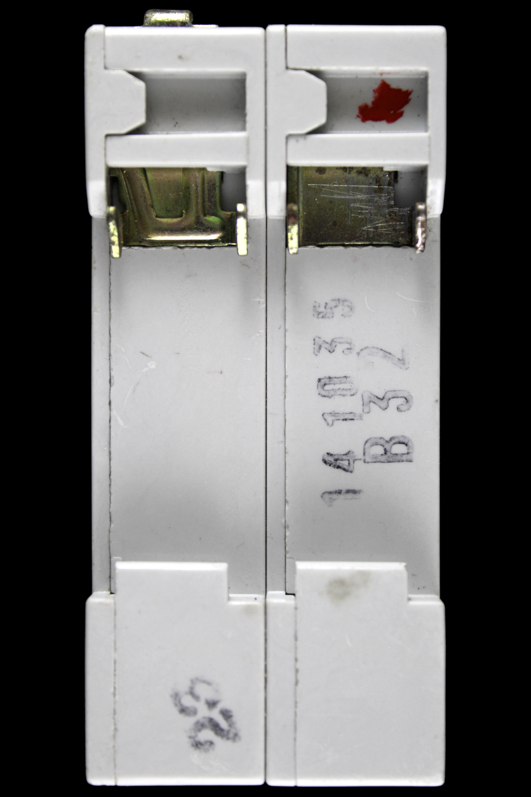 MEM 32 AMP CUVRE B M9 DOUBLE POLE MCB CIRCUIT BREAKER 322MB GREY