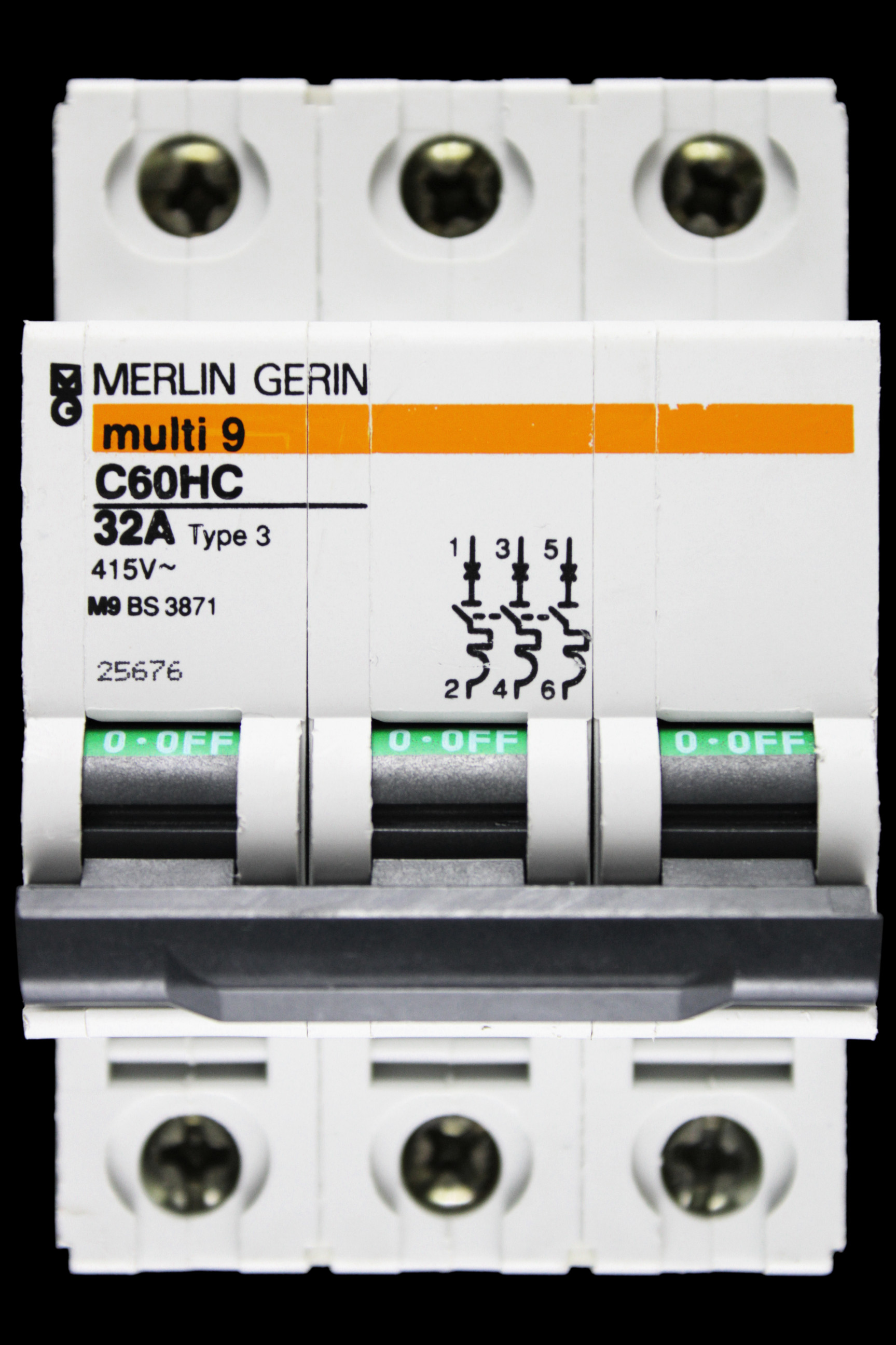 MERLIN GERIN 32 AMP TYPE 3 M9 TRIPLE POLE MCB CIRCUIT BREAKER C60HC 25676 MULTI9