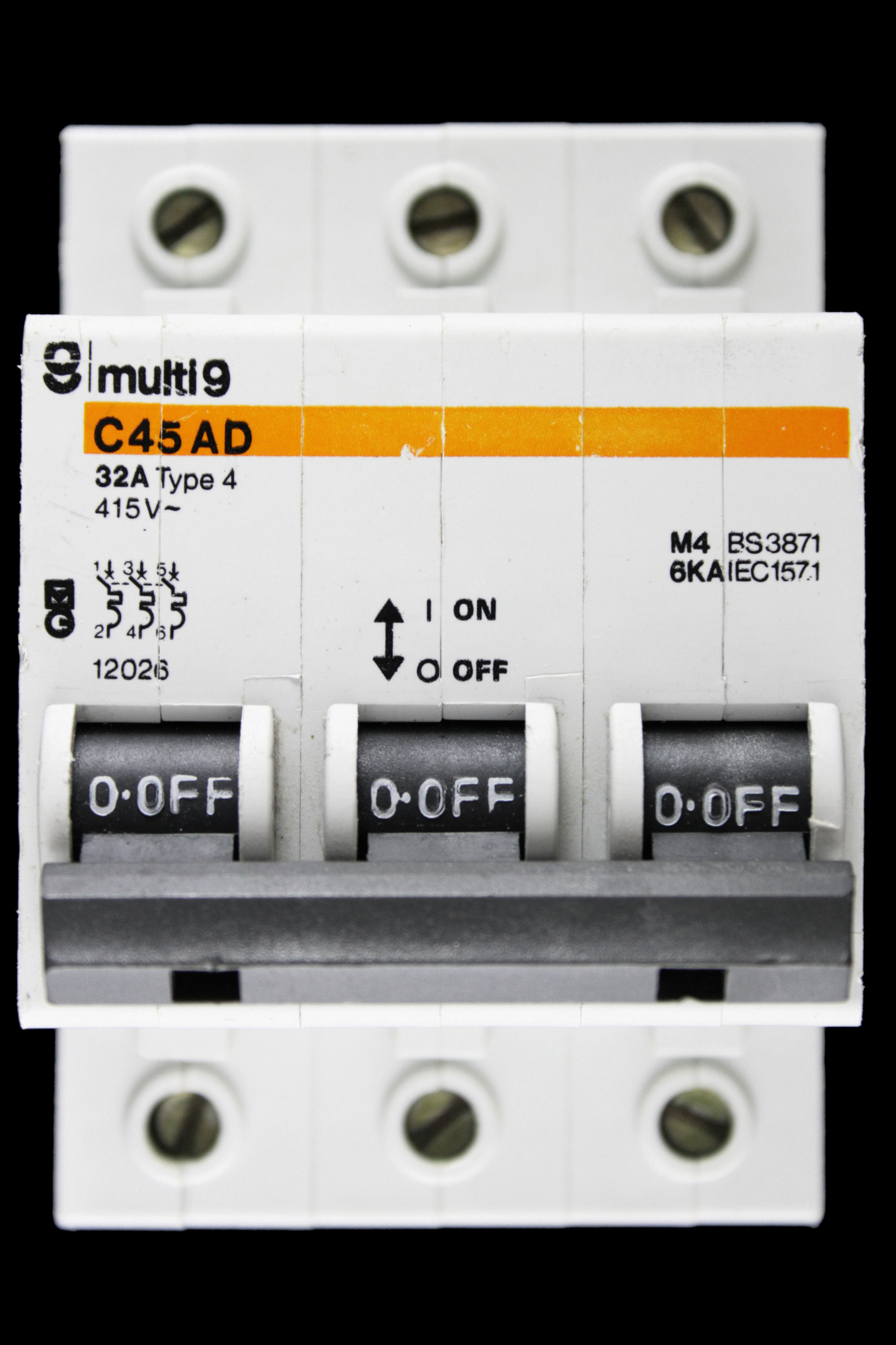 MERLIN GERIN 32 AMP TYPE 4 M4 TRIPLE POLE MCB CIRCUIT BREAKER C45AD 12026