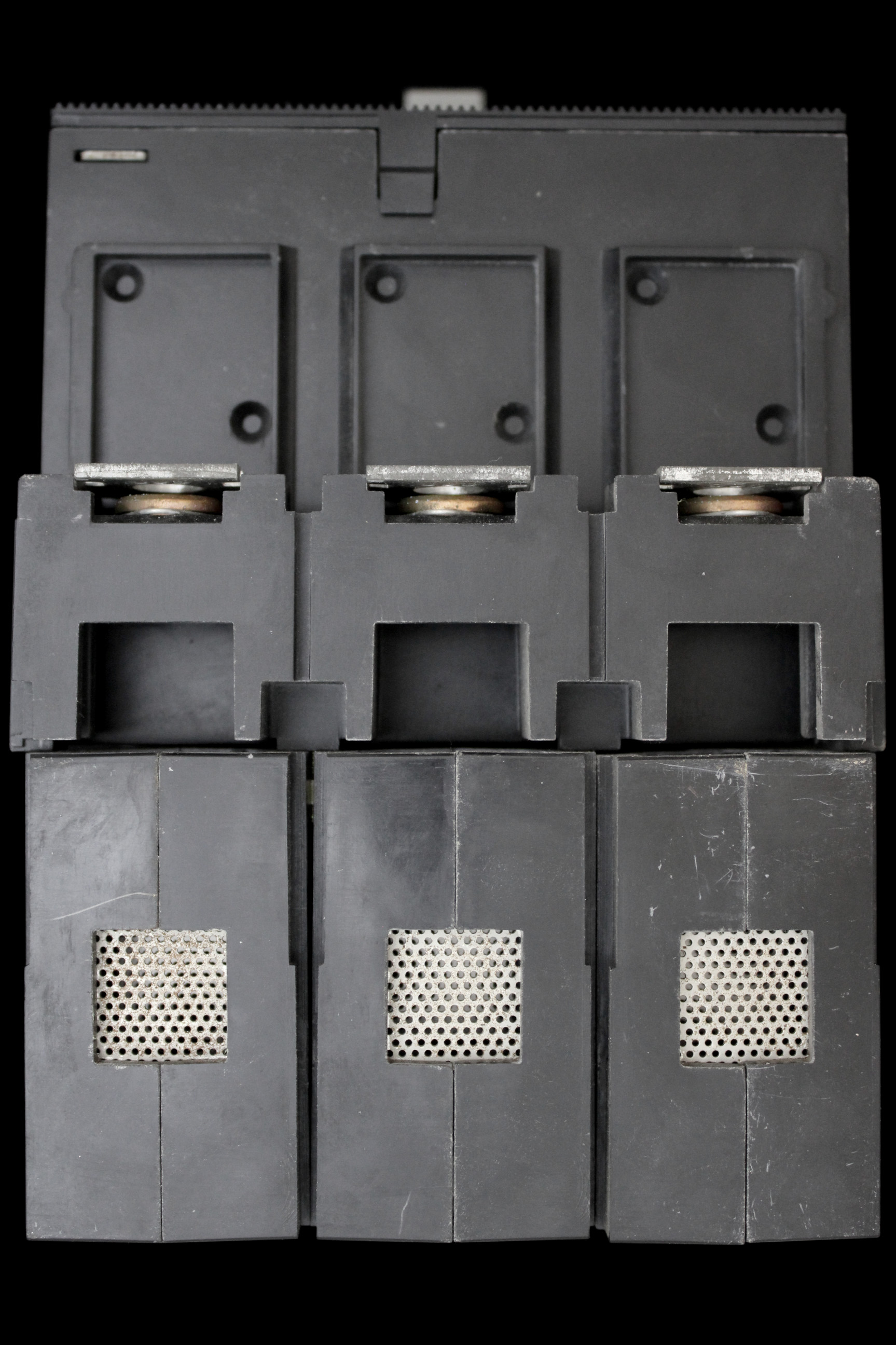 MERLIN GERIN 250 AMP 150kA TRIPLE POLE MCCB C250L MA250