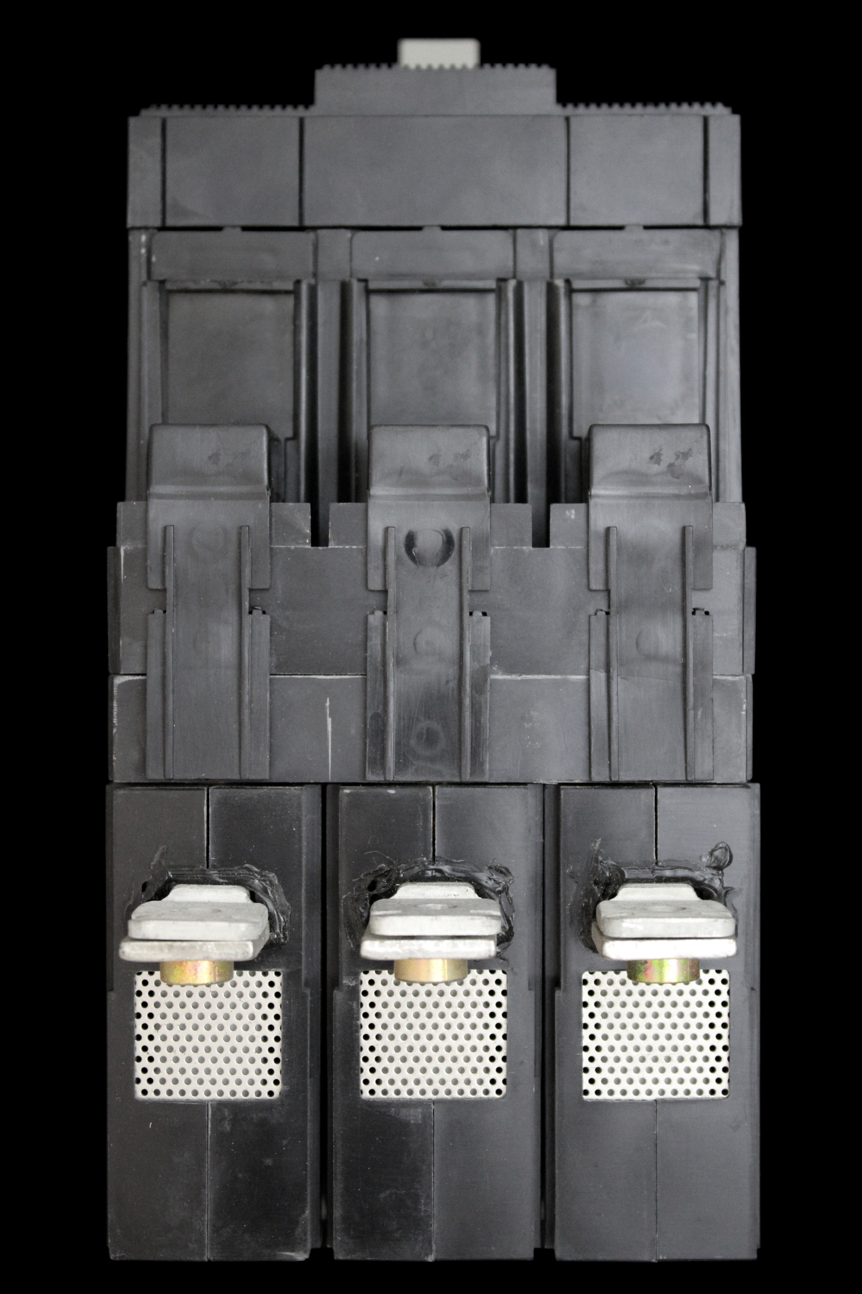 MERLIN GERIN 63 AMP 150kA TRIPLE POLE MCCB C125L MA63