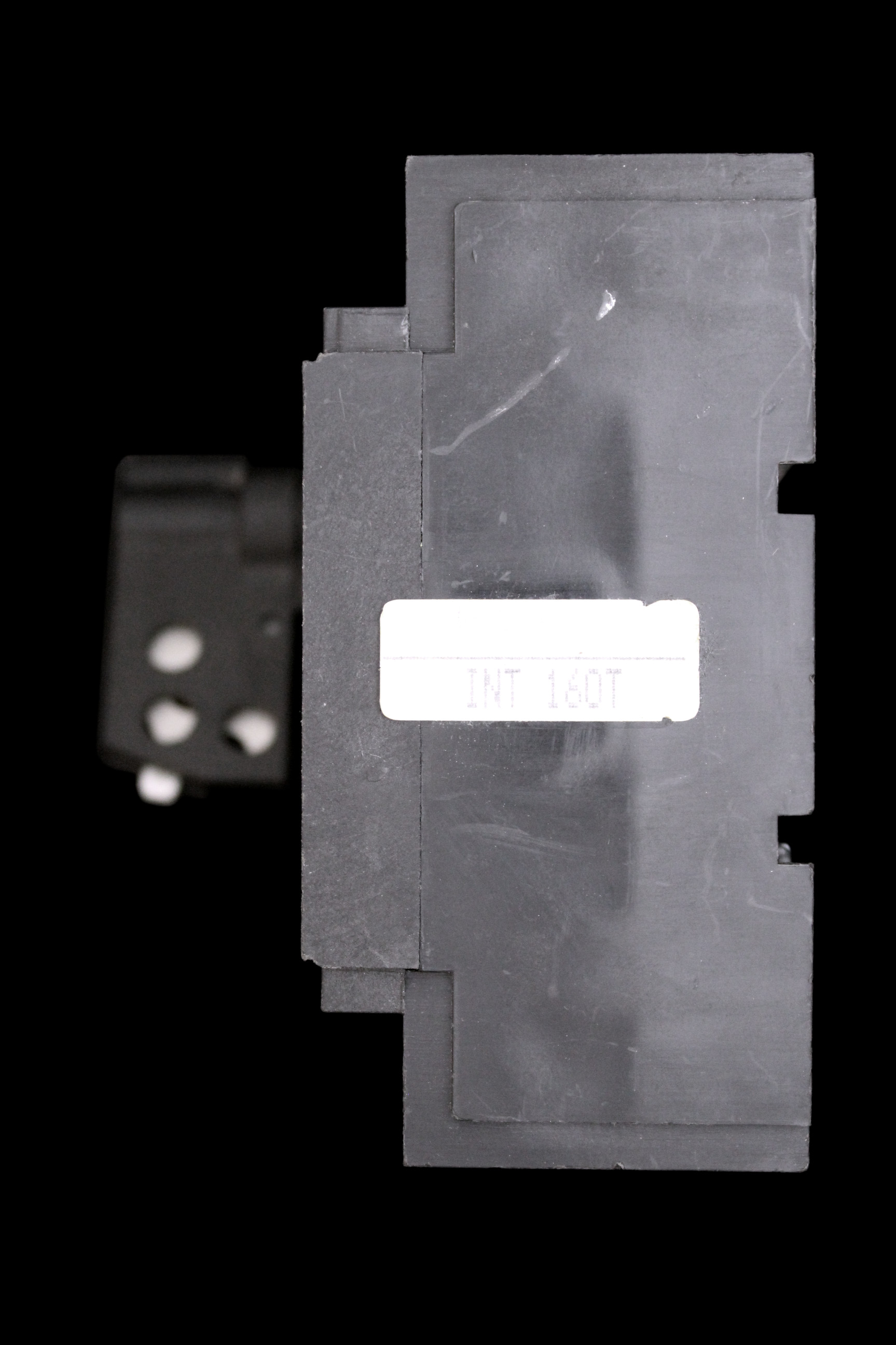 MERLIN GERIN 160 AMP FOUR POLE SWITCH DISCONNECTOR INTERPACT IN160T