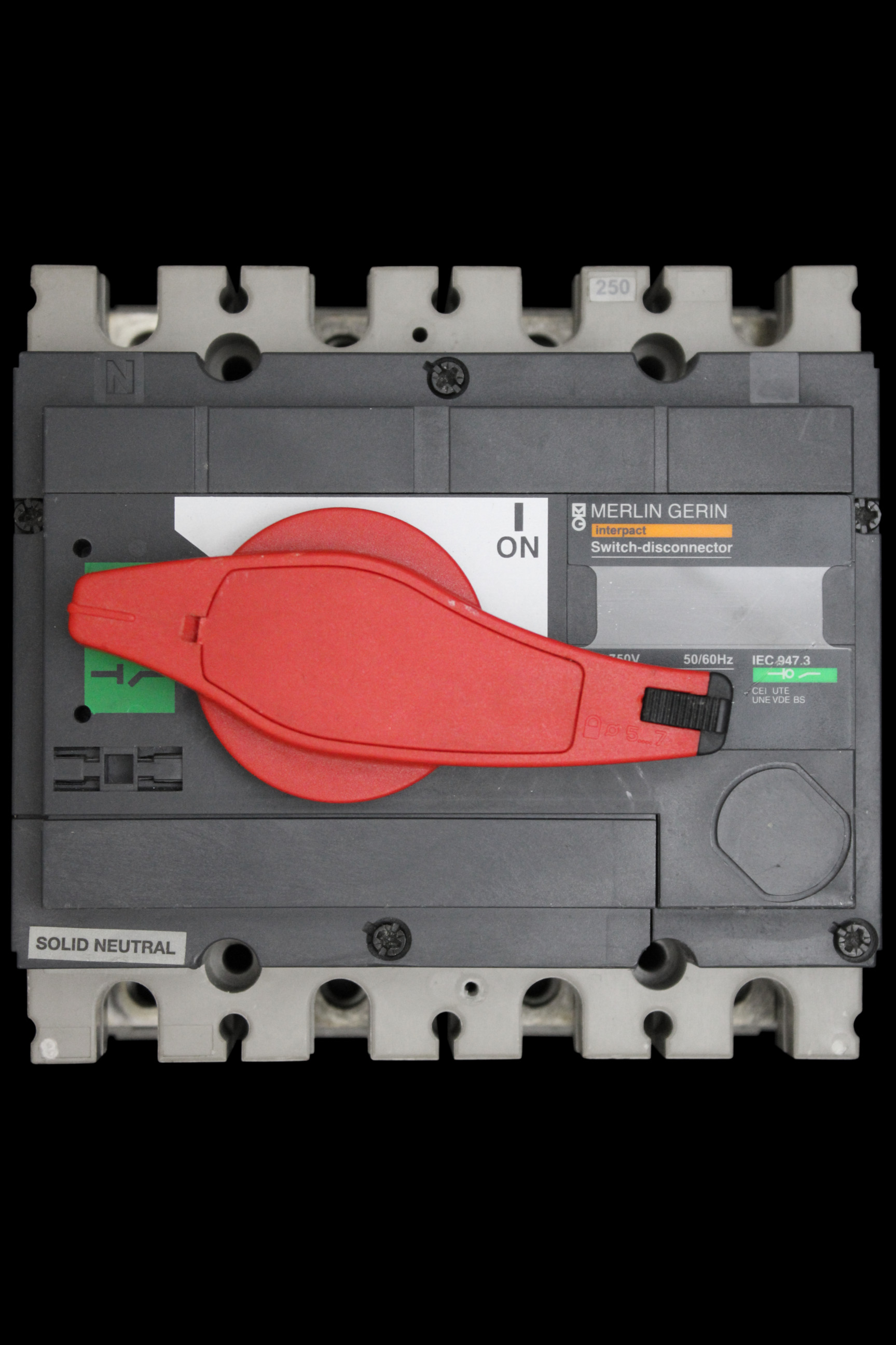MERLIN GERIN 250 AMP FOUR POLE SWITCH DISCONNECTOR MGI2504