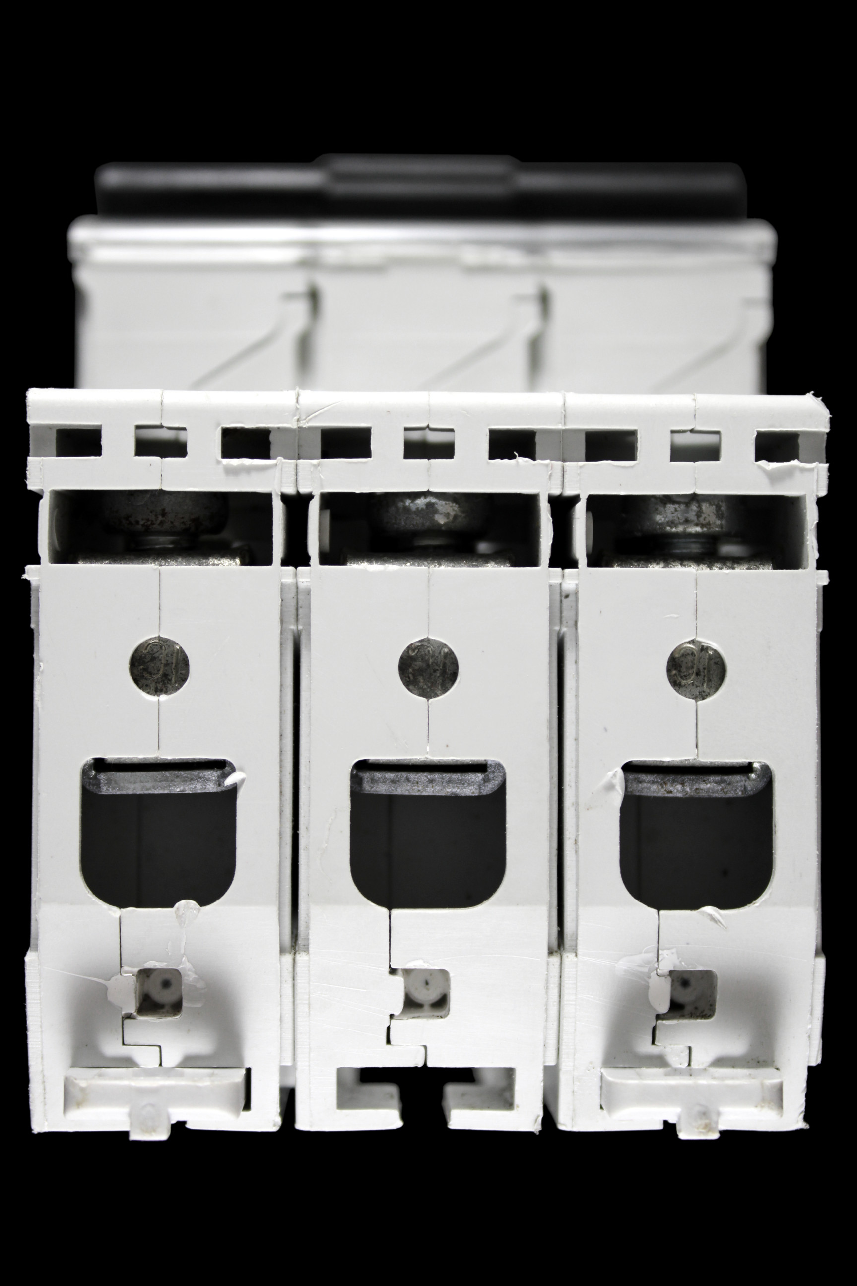 MITSUBISHI 16 AMP CURVE C 10kA TRIPLE POLE MCB CIRCUIT BREAKER BHW-T10