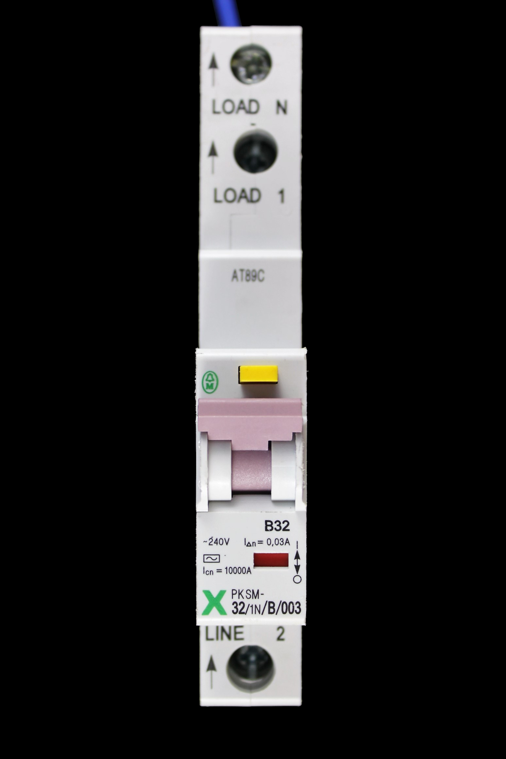 MOELLER 32 AMP CURVE B 10kA 30mA RCBO TYPE AC XPOLE PKSM-32/1N/B/003