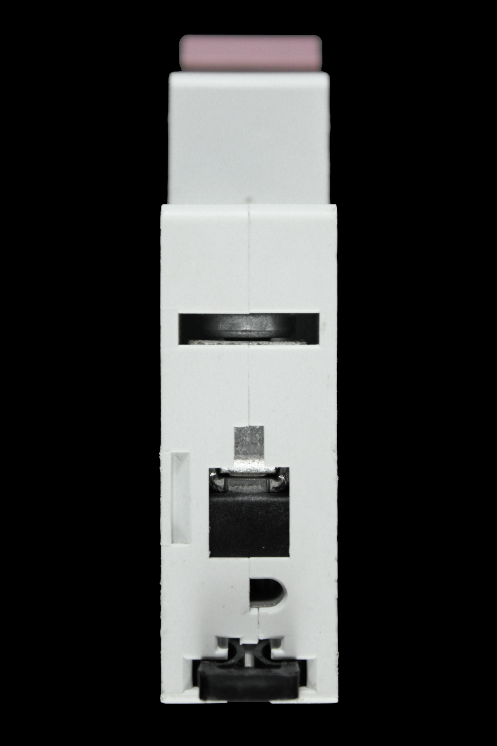 EATON 32 AMP CURVE B 10kA MCB CIRCUIT BREAKER XPOLE PLSM-B32-MW