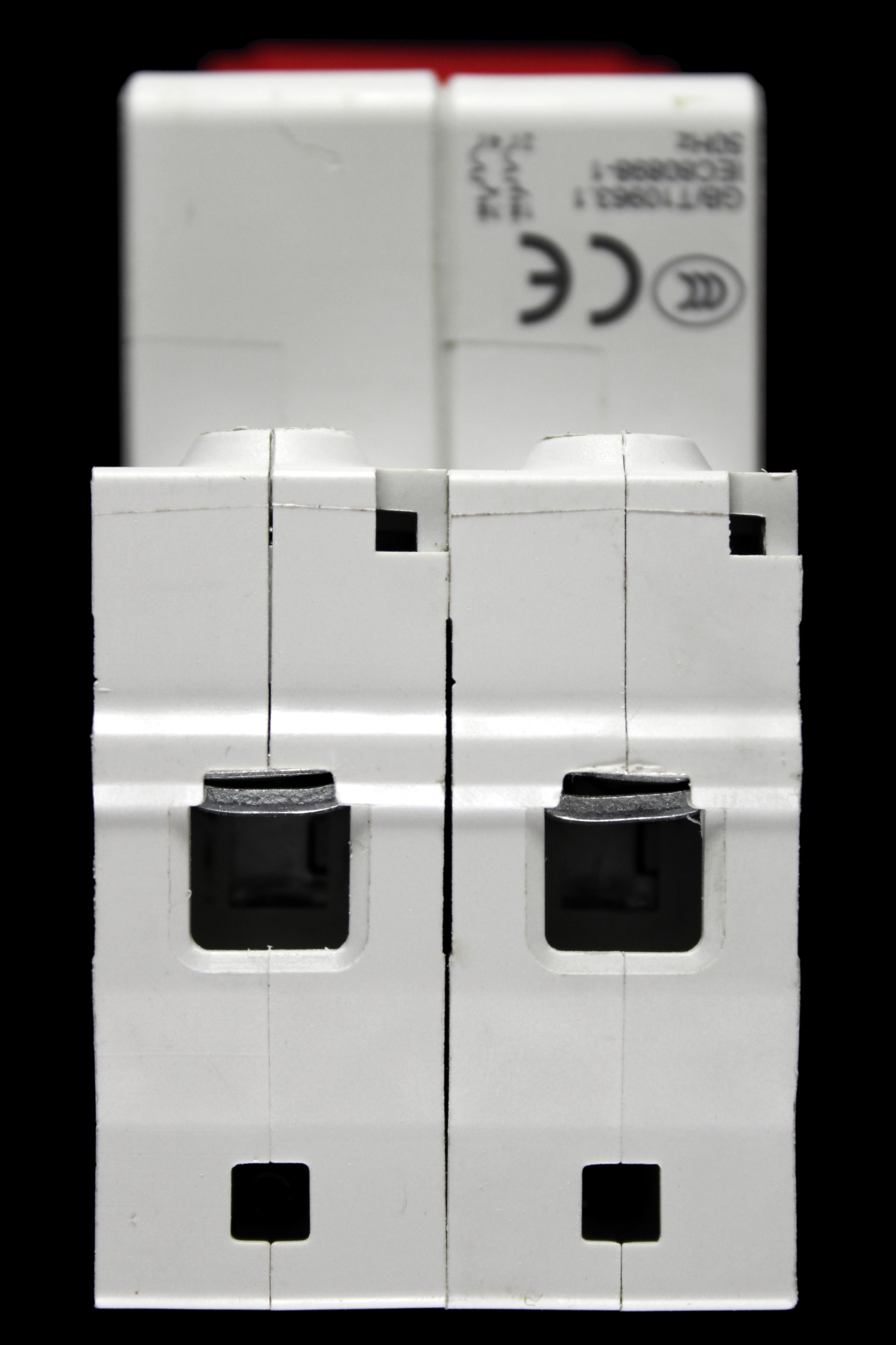 DELIXI 32 AMP CURVE D 6kA DOUBLE POLE MCB CIRCUIT BREAKER CDB6i