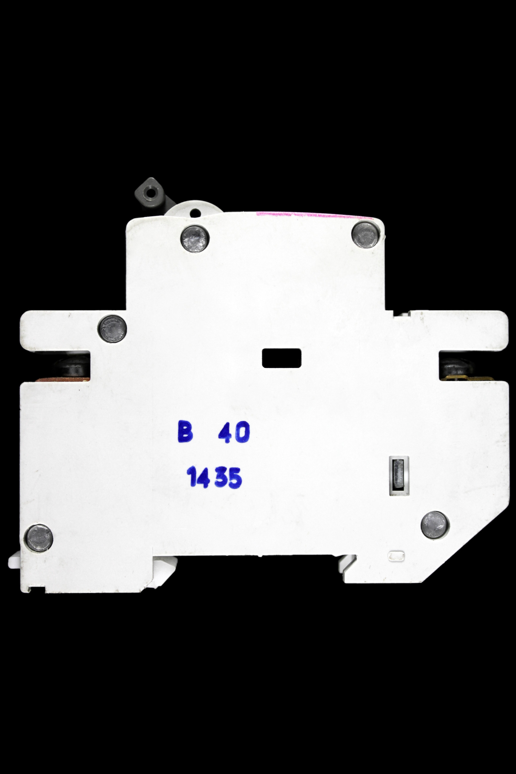 ETI 40 AMP CURVE B 6kA MCB CIRCUIT BREAKER ETIMAT