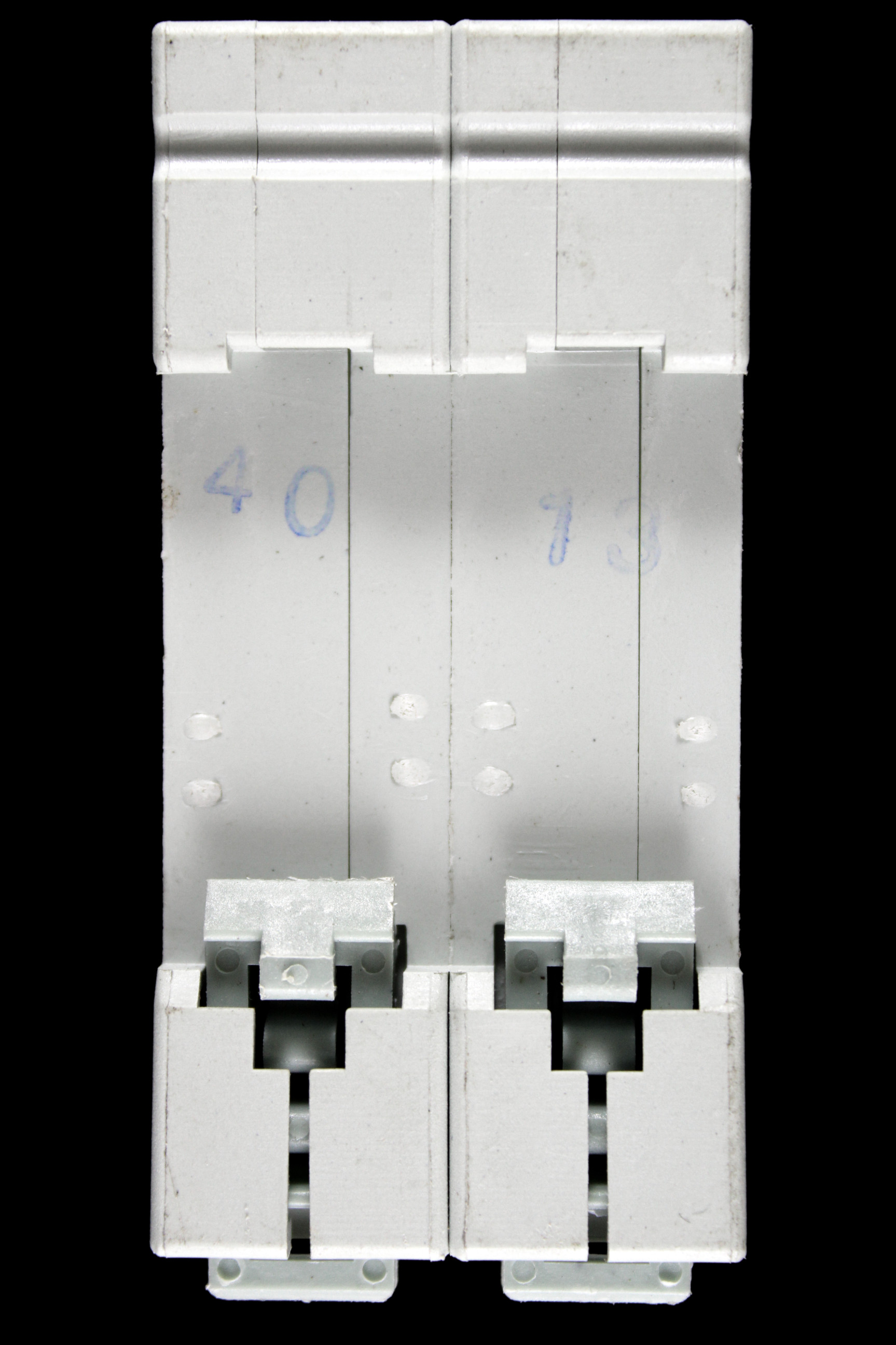TOPUTE C 40 MCB DOUBLE POLE 3kA CIRCUIT BREAKER DZ47-63