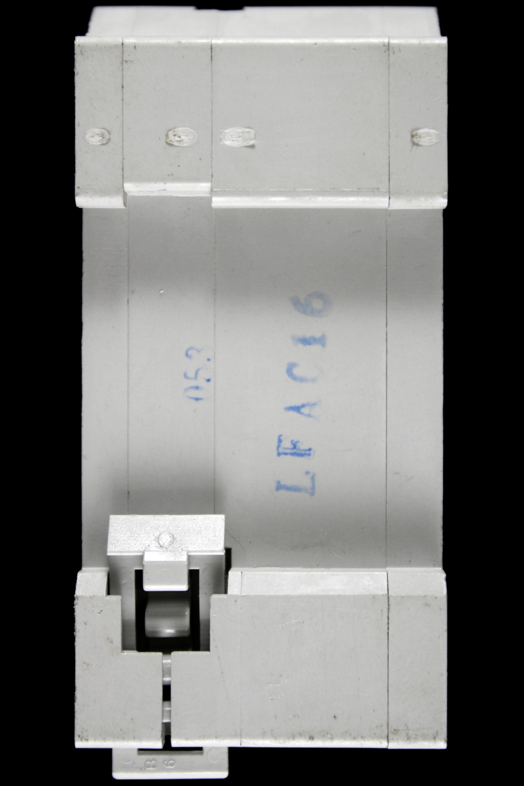 PEOPLE C 16 RCBO DOUBLE POLE 4.5kA 30mA TYPE AC RDX32LE-32