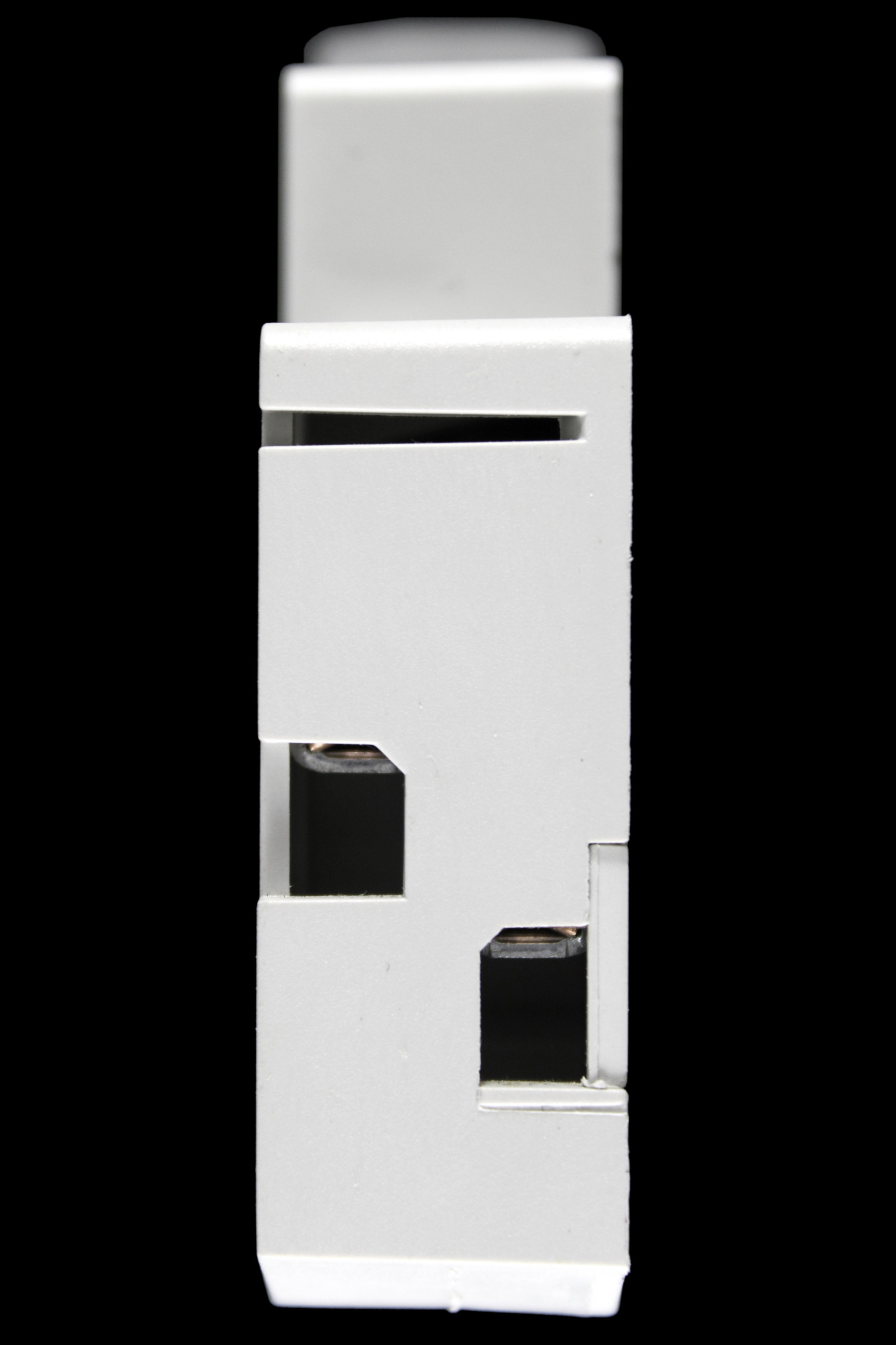 LUCY 32 MAIN SWITCH DISCONNECTOR DOUBLE POLE LTH-32A AC22B