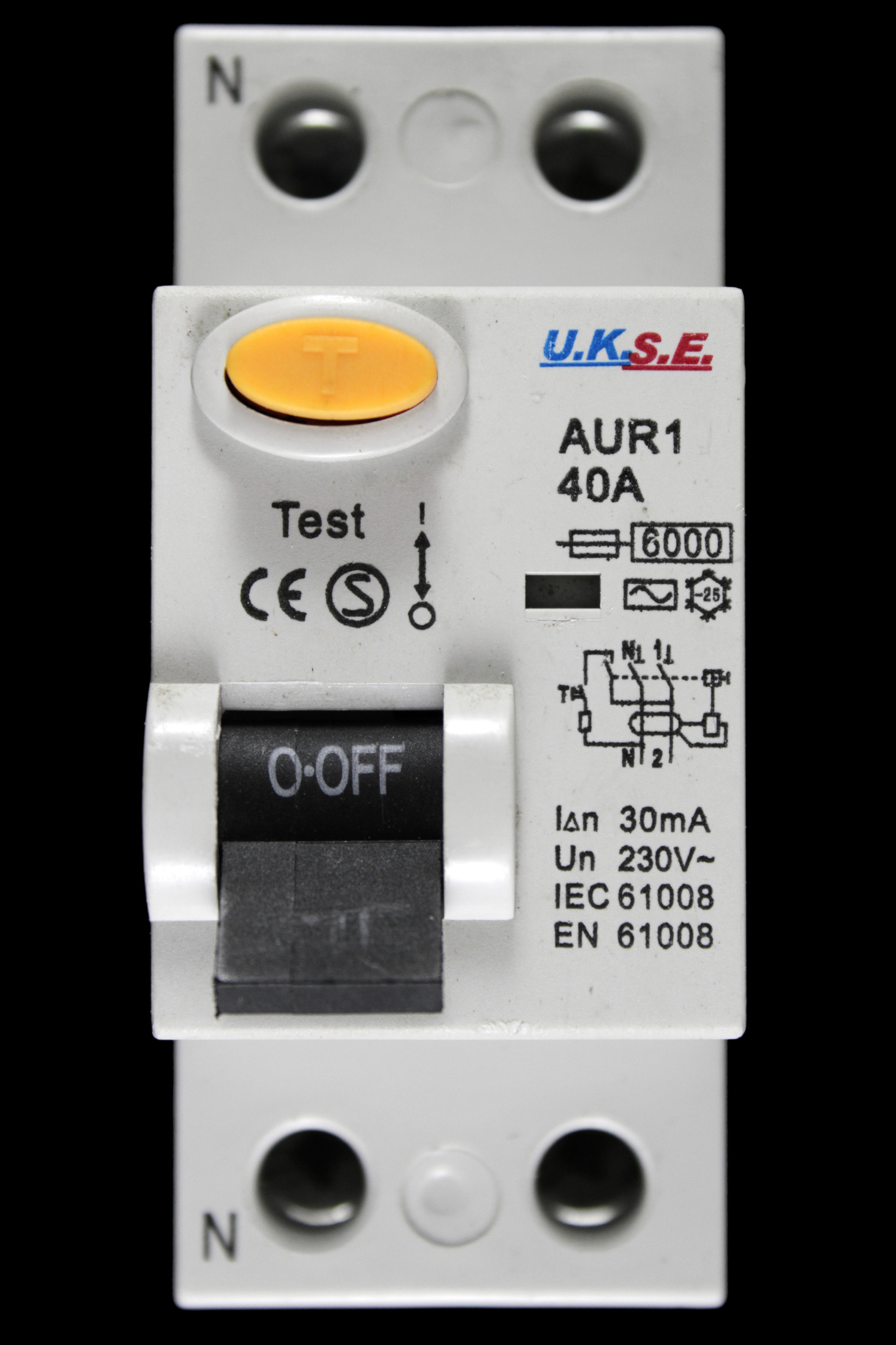 U.K.S.E. 40 RCD DOUBLE POLE 30mA TYPE AC AUR1