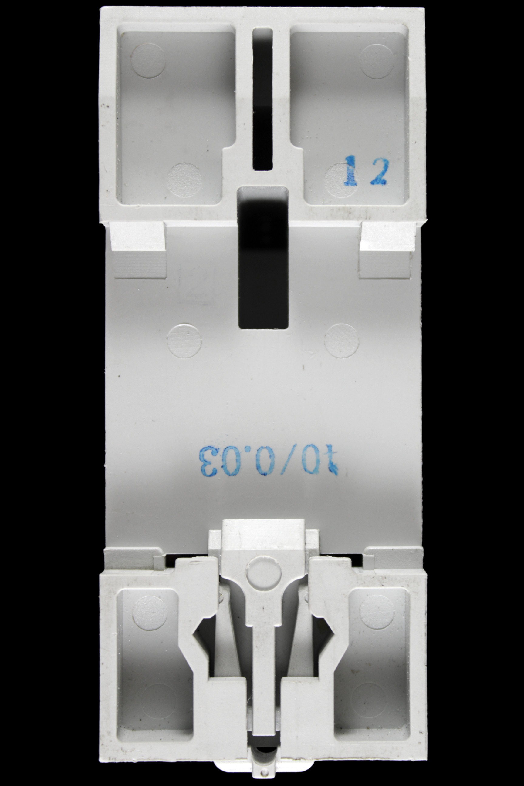 U.K.S.E. 40 RCD DOUBLE POLE 30mA TYPE AC AUR1