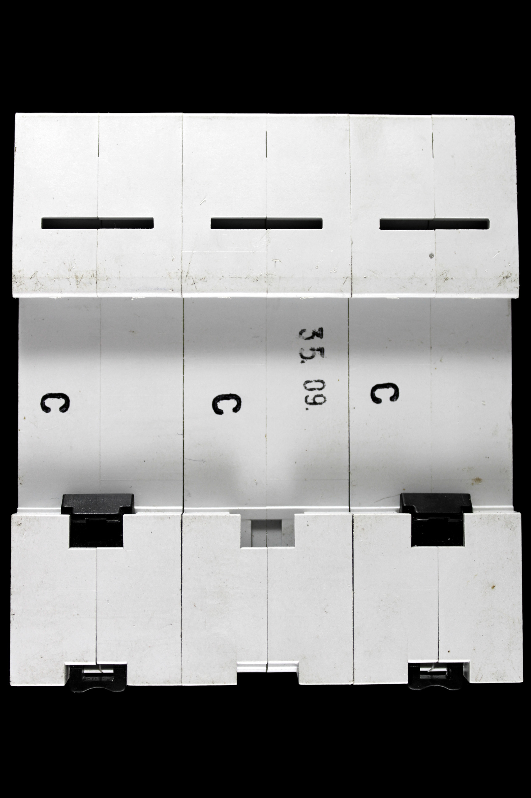 OEZ C 100 MCB TRIPLE POLE 10kA CIRCUIT BREAKER LST MINIA