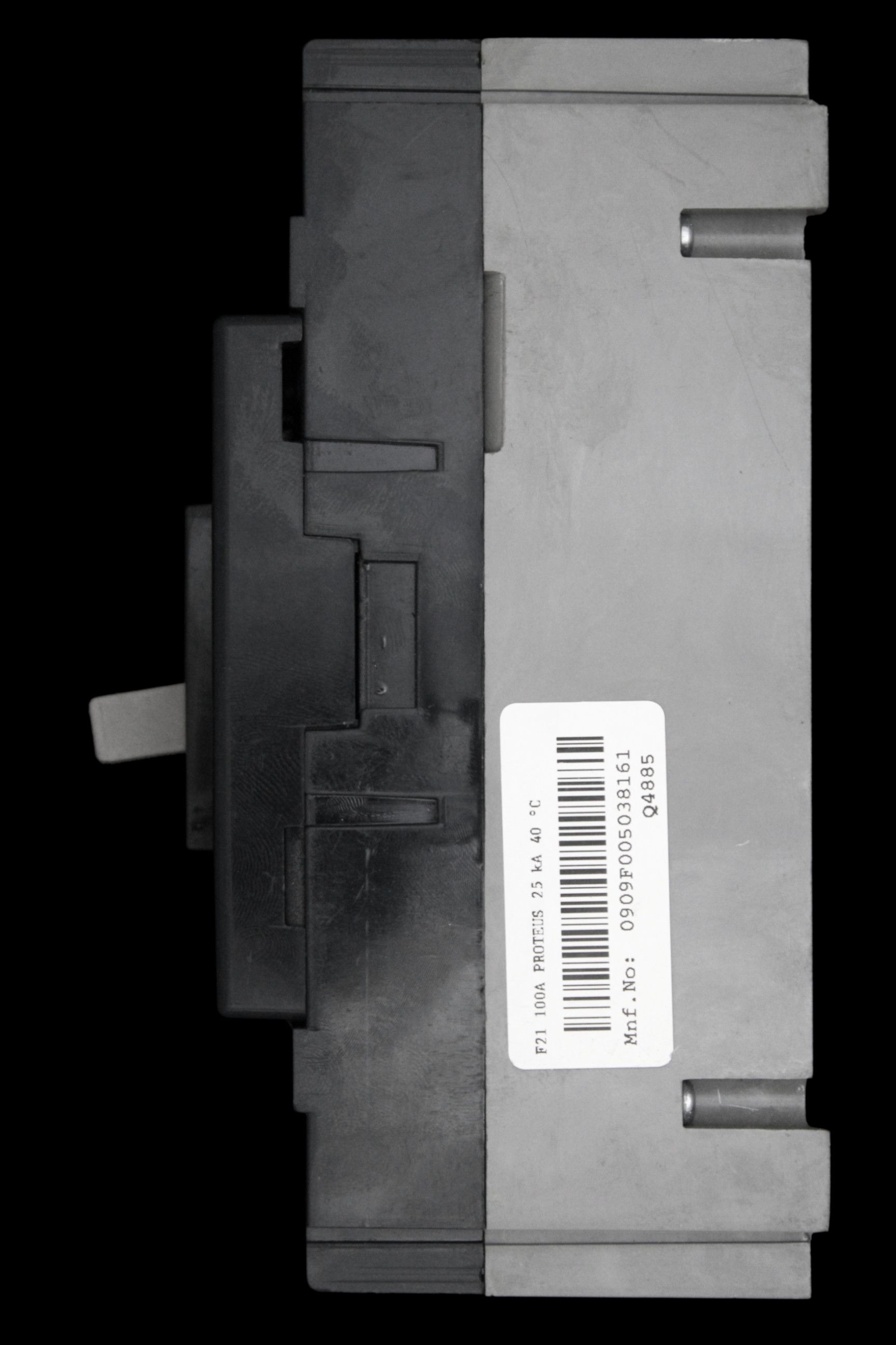 PROTEUS 100 AMP 25kA TRIPLE POLE MCCB F21