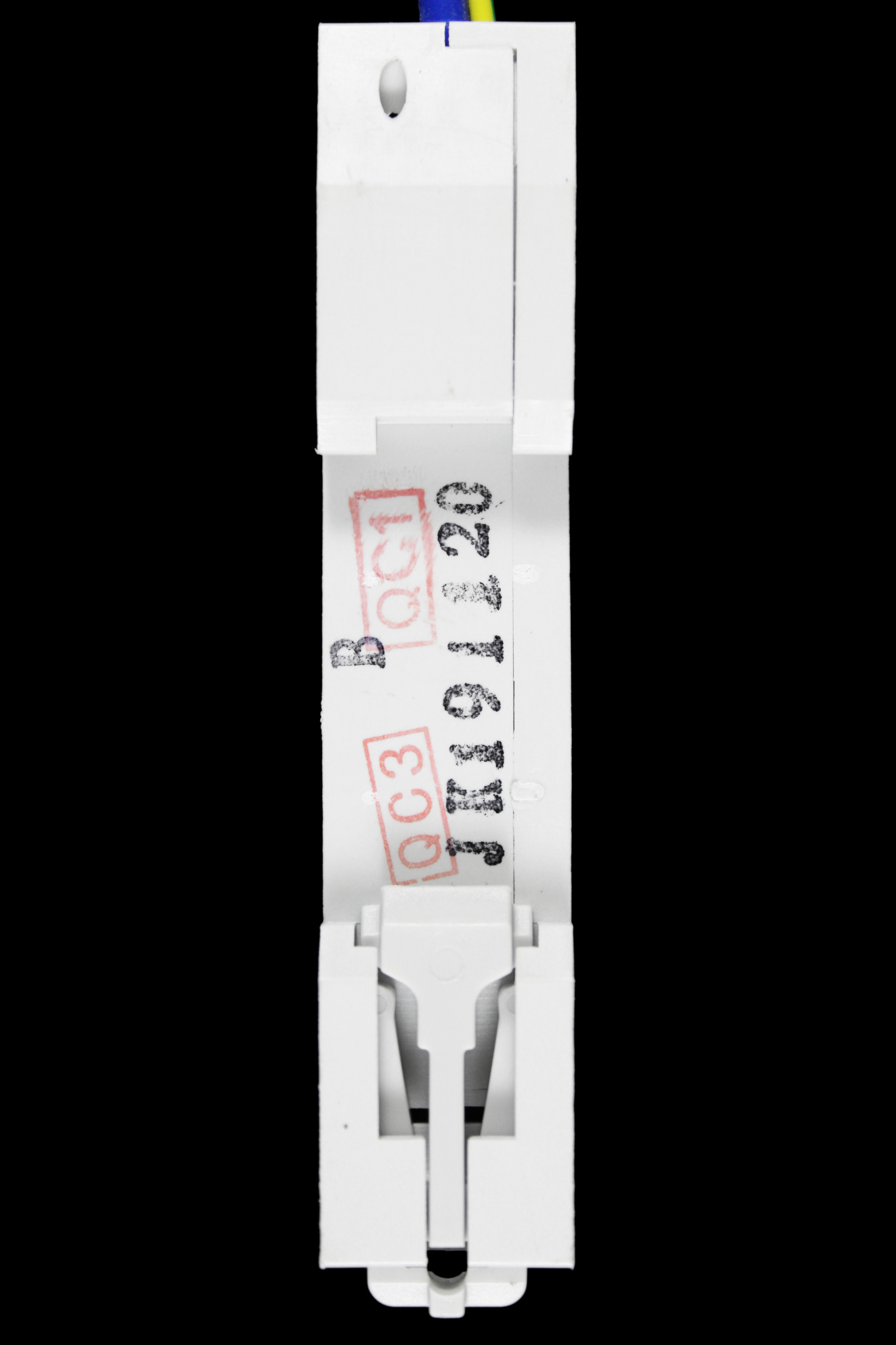 PRO-ELEC 20 AMP CURVE B 6kA 30mA RCBO TYPE AC PEL00869