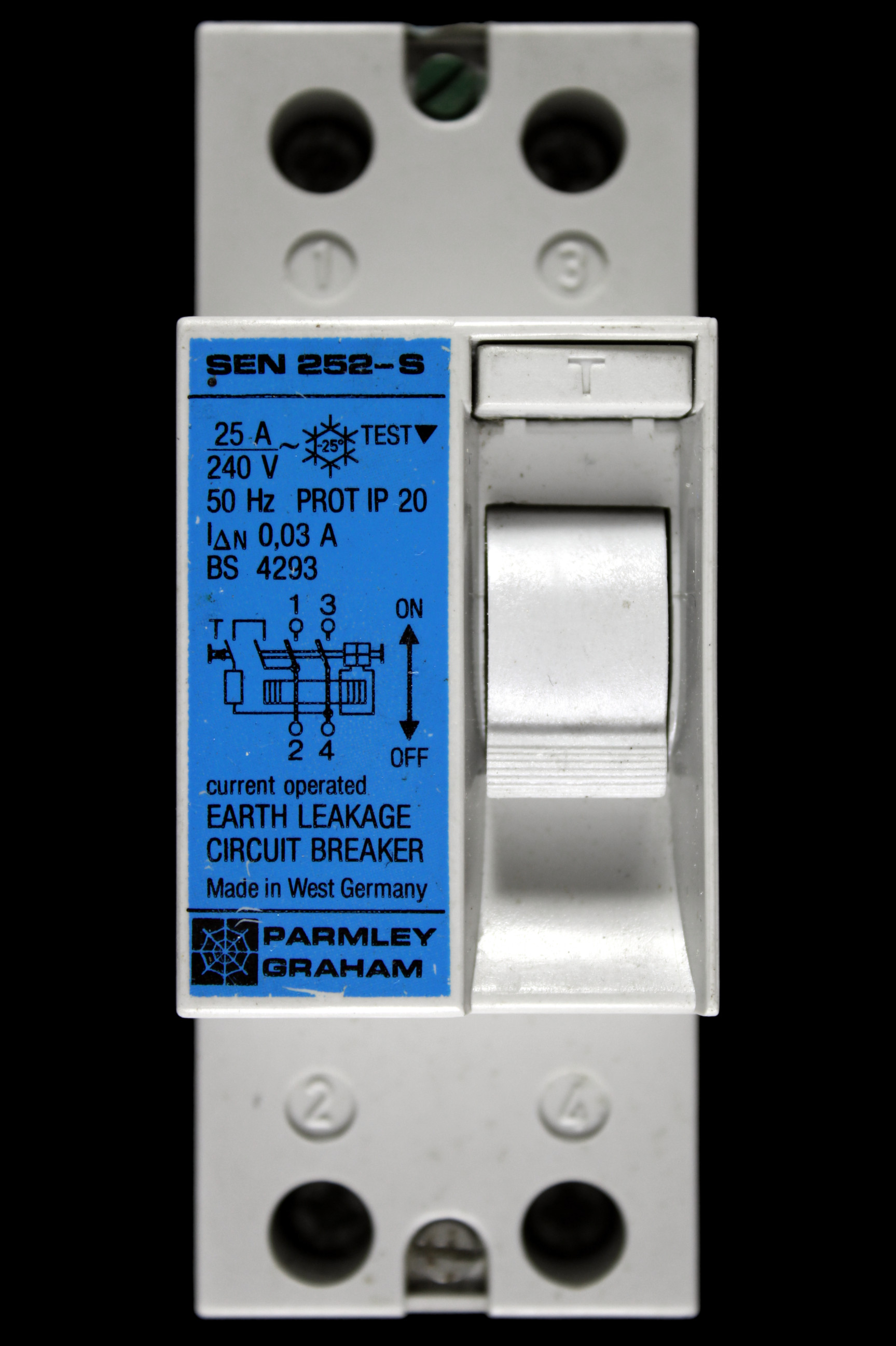 PARMLEY GRAHAM 25 ELCB RCD DOUBLE POLE 30mA SEN 252-S