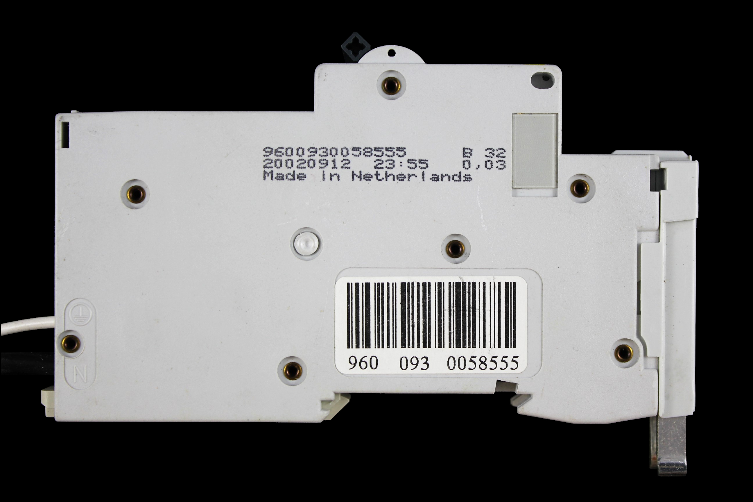 SQUARE D 32 AMP CURVE B 6kA 30mA RCBO TYPE AC SQOR 132B03