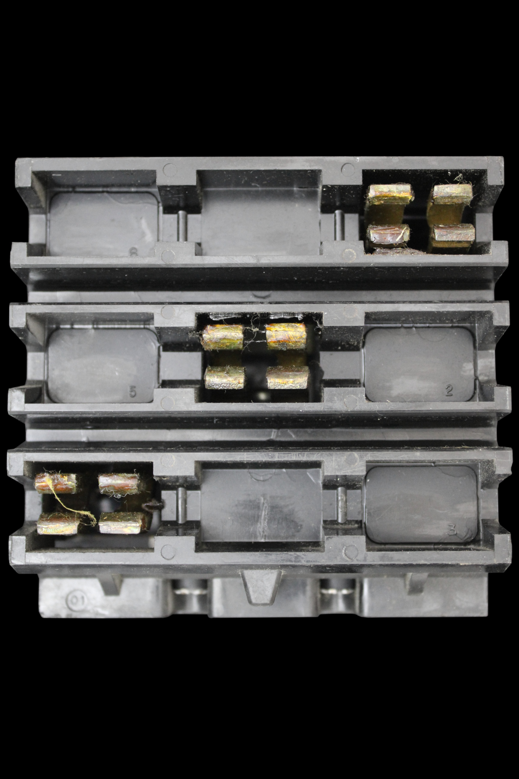 SQUARE D 150 MCCB TRIPLE POLE 22kA KA36150