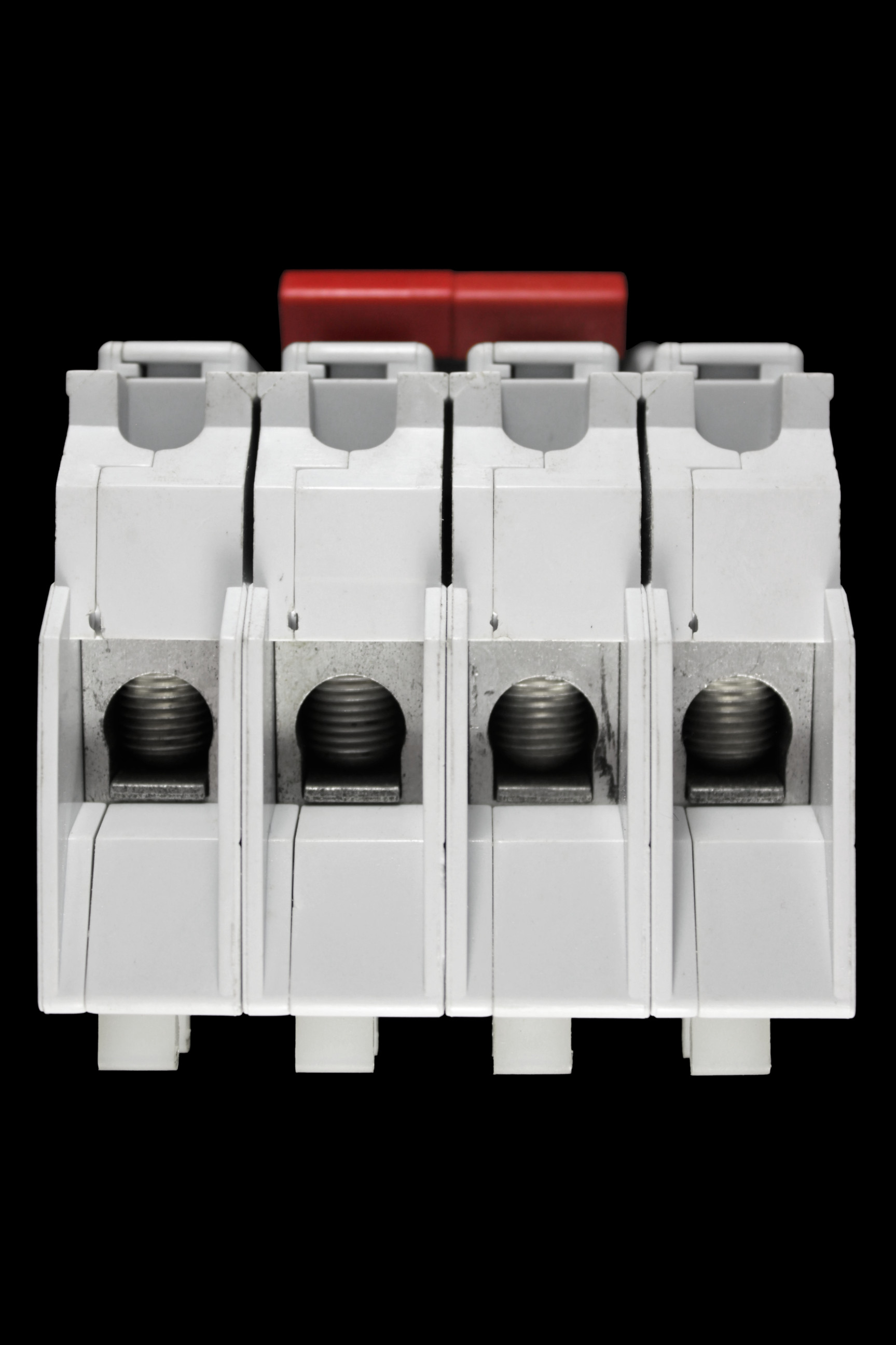 SQUARE D 100 AMP FOUR POLE MAINS SWITCH DISCONNECTOR QO4-100M