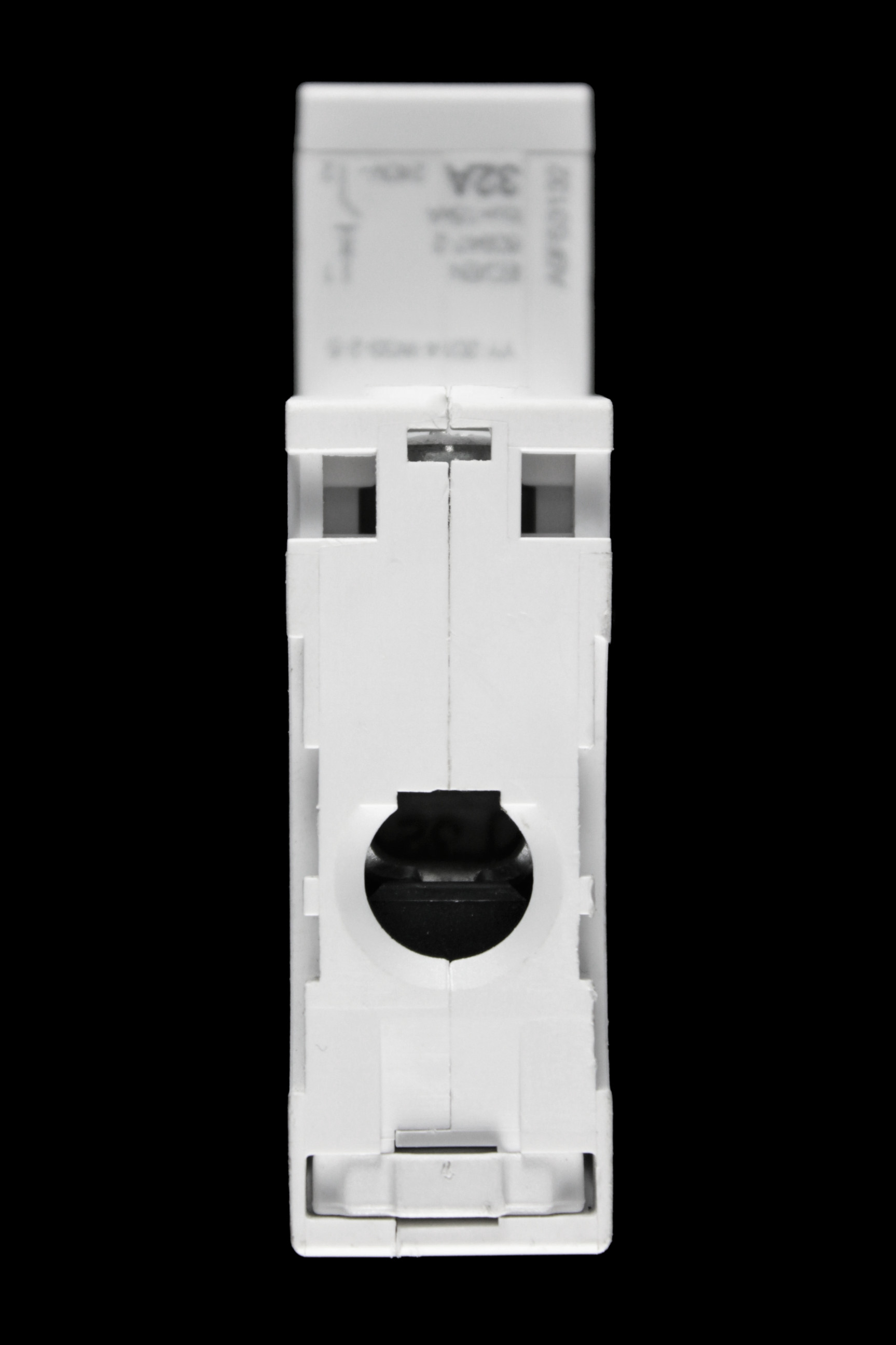 SCHNEIDER 32 AMP CURVE B 10kA MCB CIRCUIT BREAKER A9F53132 IC60H