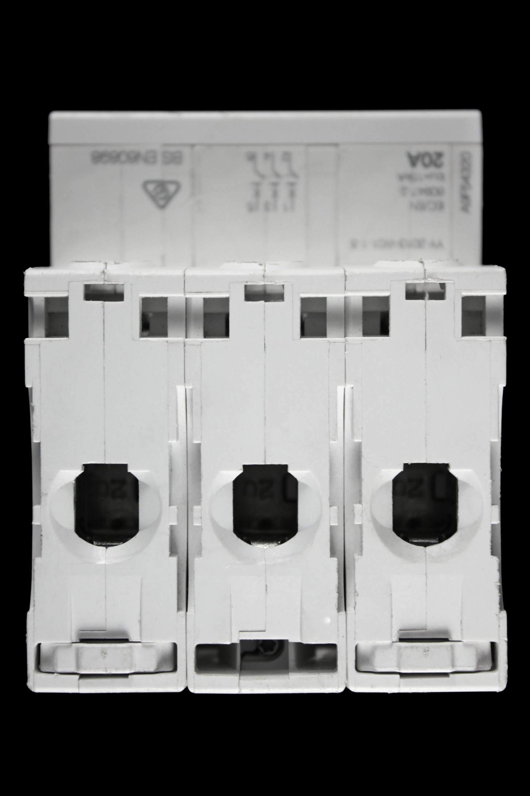 SCHNEIDER 20 AMP CURVE C 10kA TRIPLE POLE MCB CIRCUIT BREAKER A9F54320 IC60H