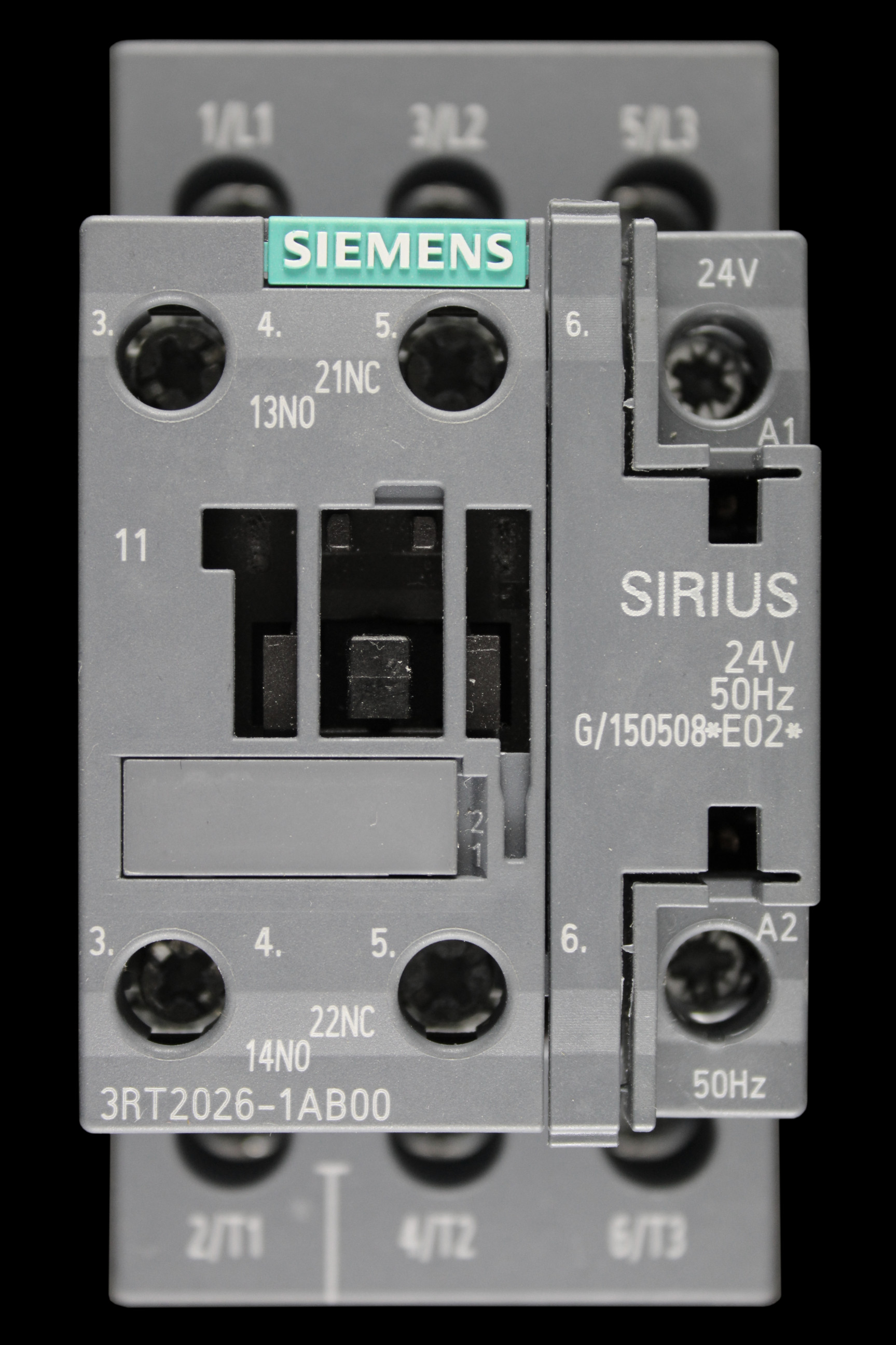 SIEMENS 25 AMP TRIPLE POLE NO CONTACTOR 24V COIL 3RT2026-1AB00
