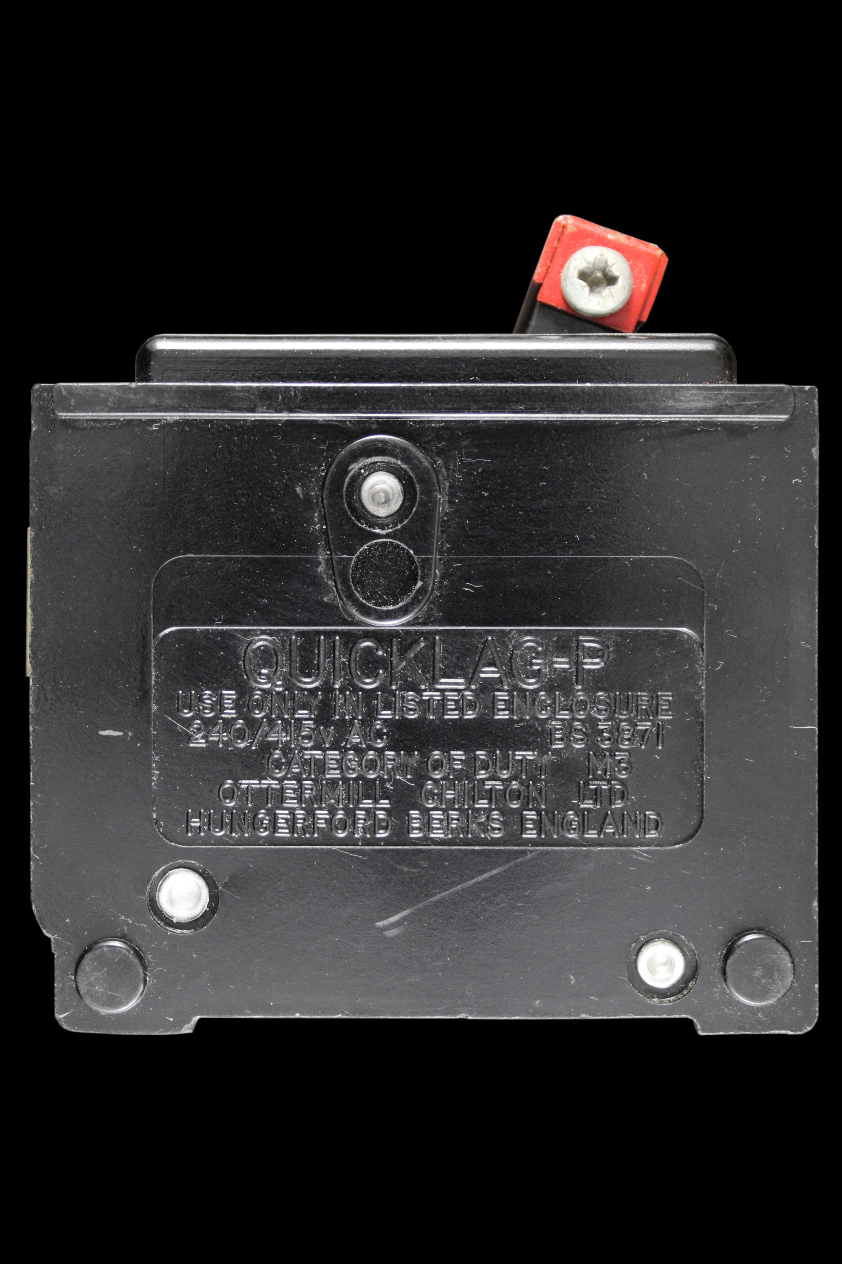 OTTERMILL CHILTON 100 MAIN SWITCH DISCONNECTOR TRIPLE POLE QUICKLAG&hyphen;P